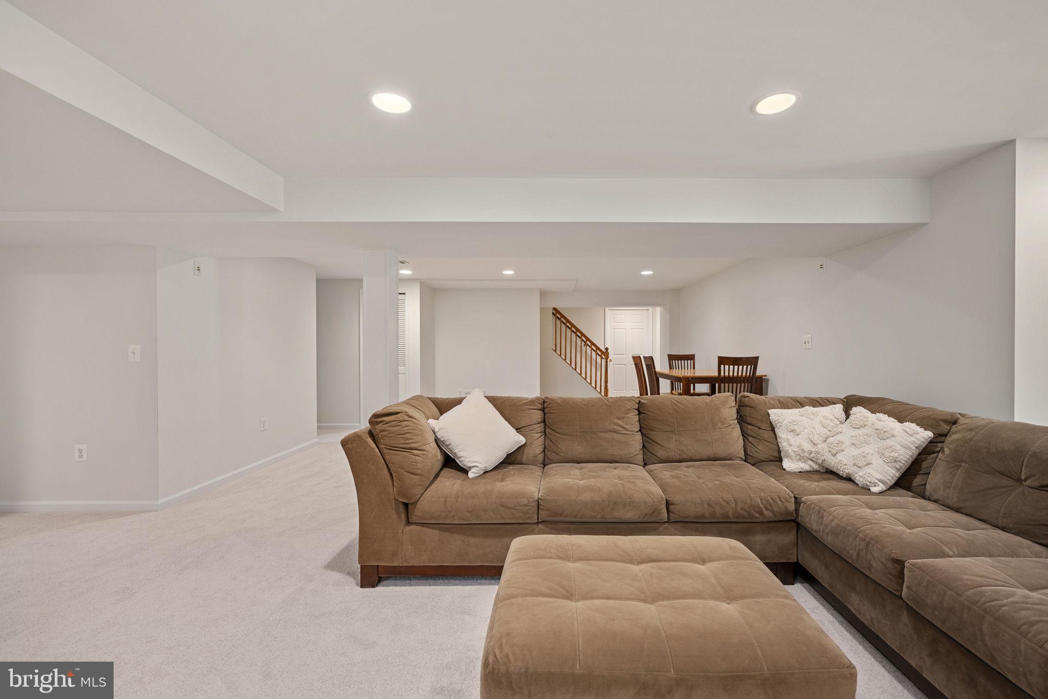 EVERGREEN FARM - Residential