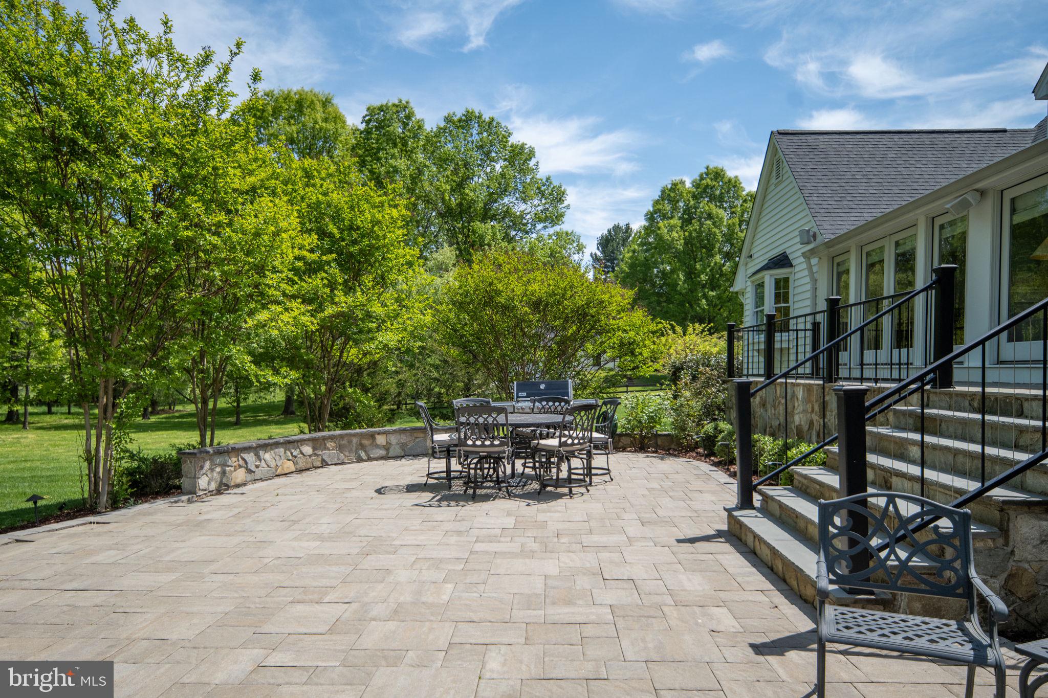 EVERGREEN FARM - Residential