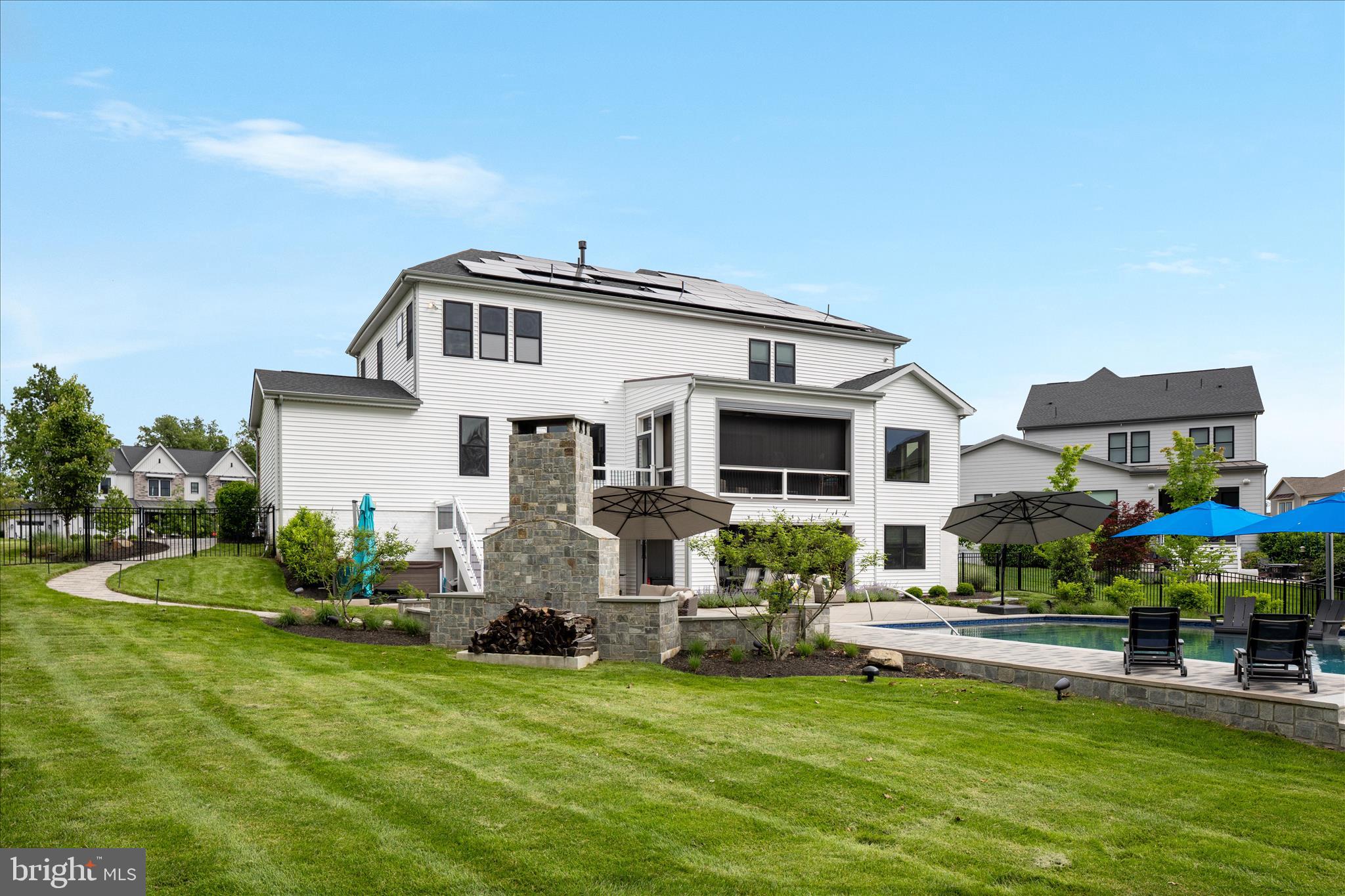 DOMINION VALLEY COUNTRY CLUB - Residential