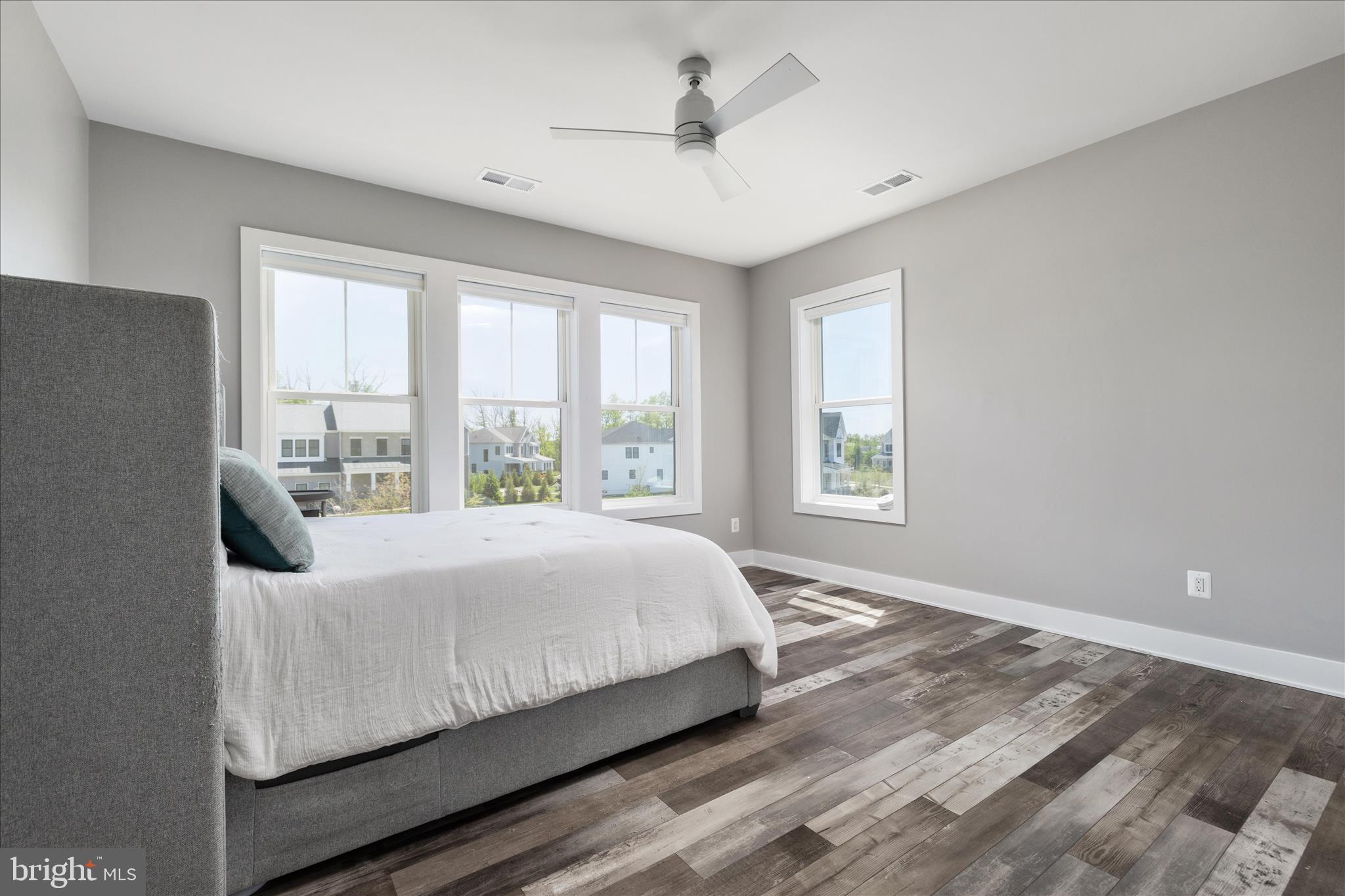 DOMINION VALLEY COUNTRY CLUB - Residential