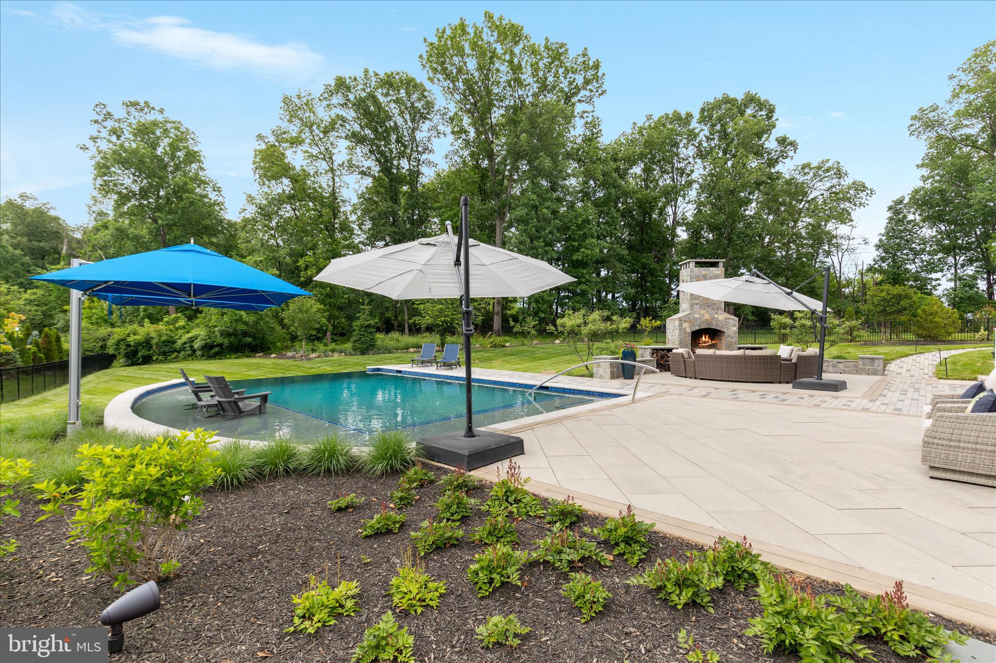 DOMINION VALLEY COUNTRY CLUB - Residential