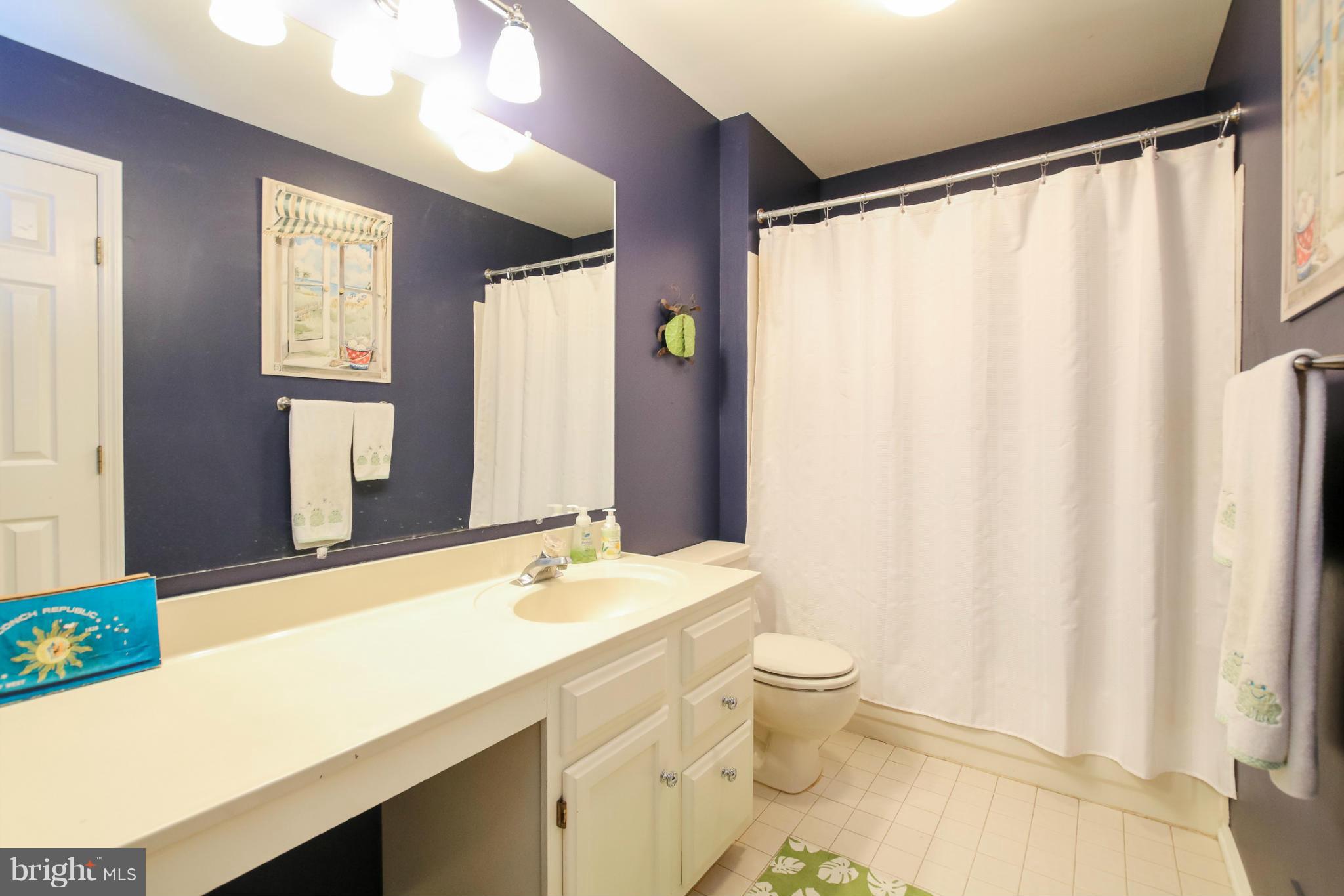 HUNTERS RUN - Residential