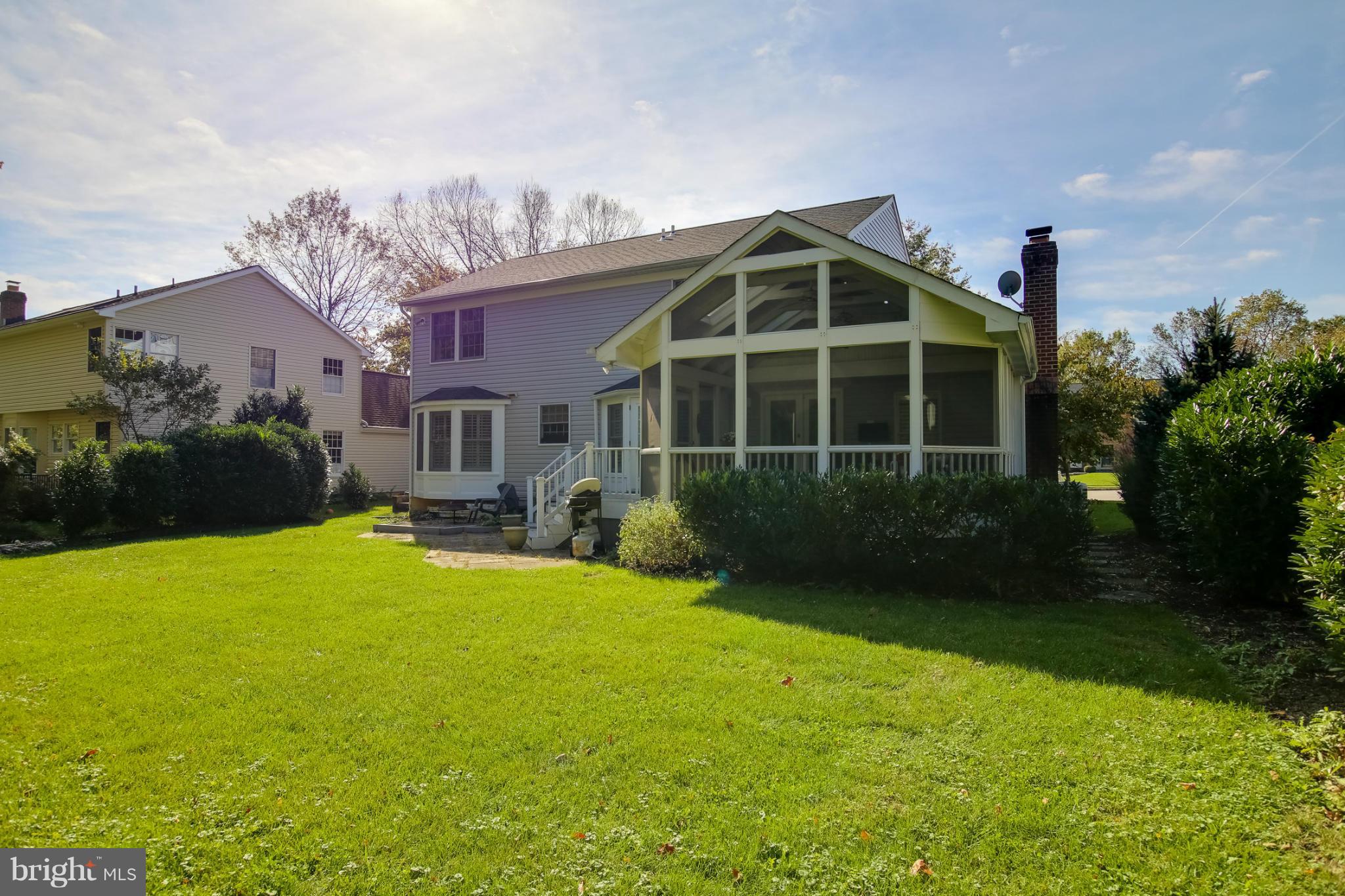 HUNTERS RUN - Residential