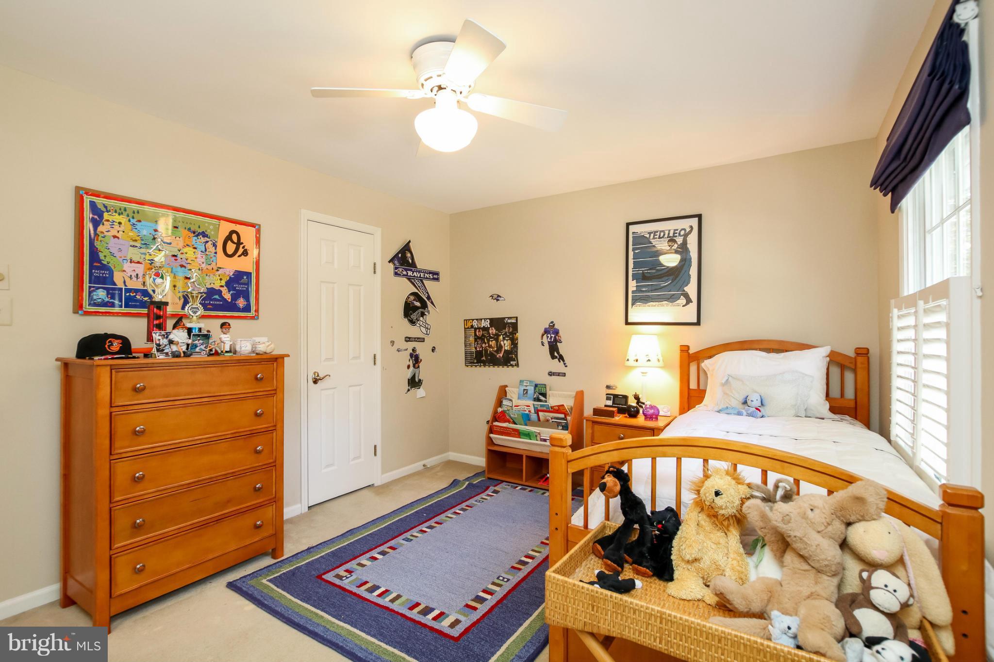 HUNTERS RUN - Residential