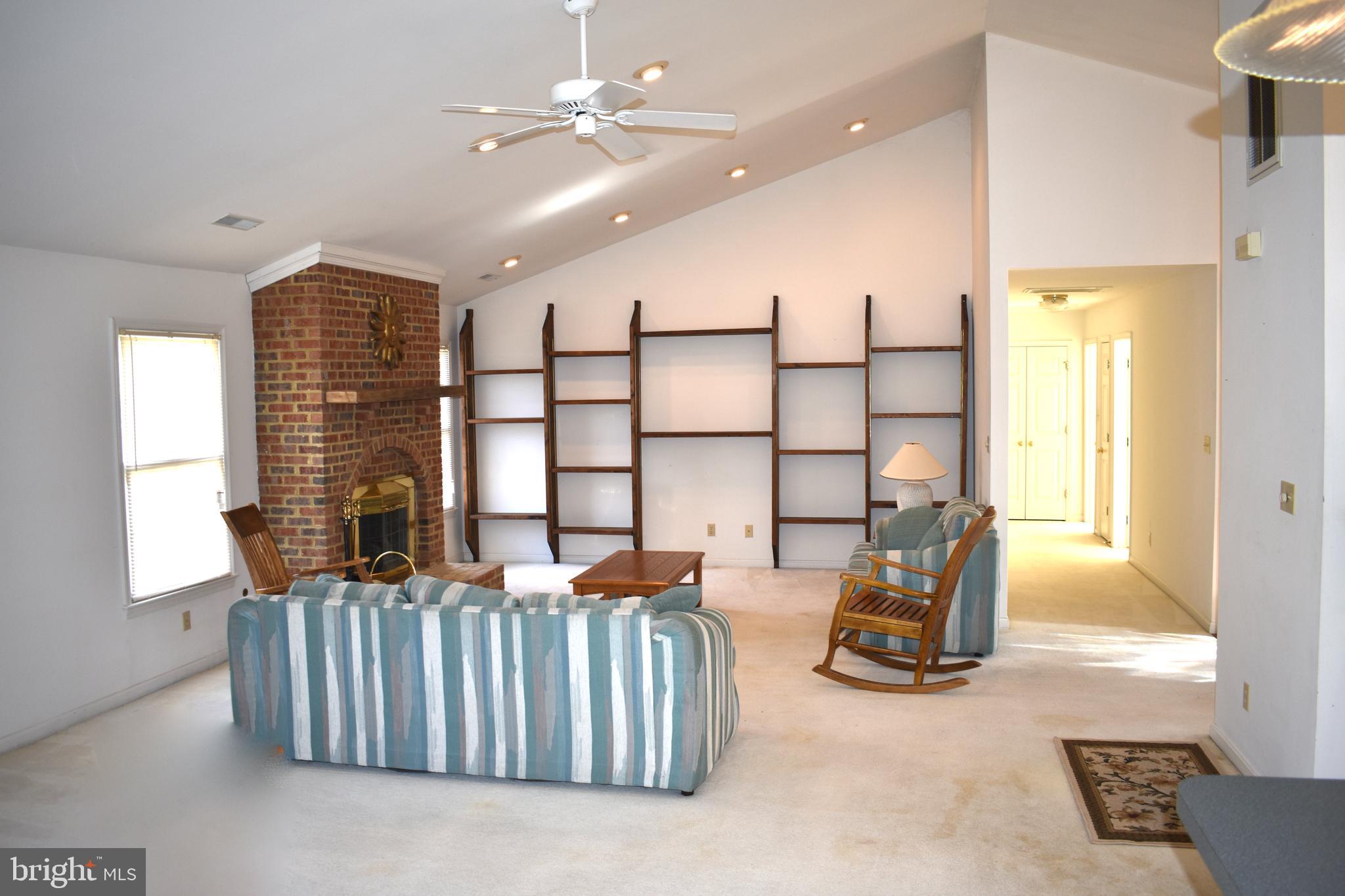 SHERATON HILLS SOUTH - Residential
