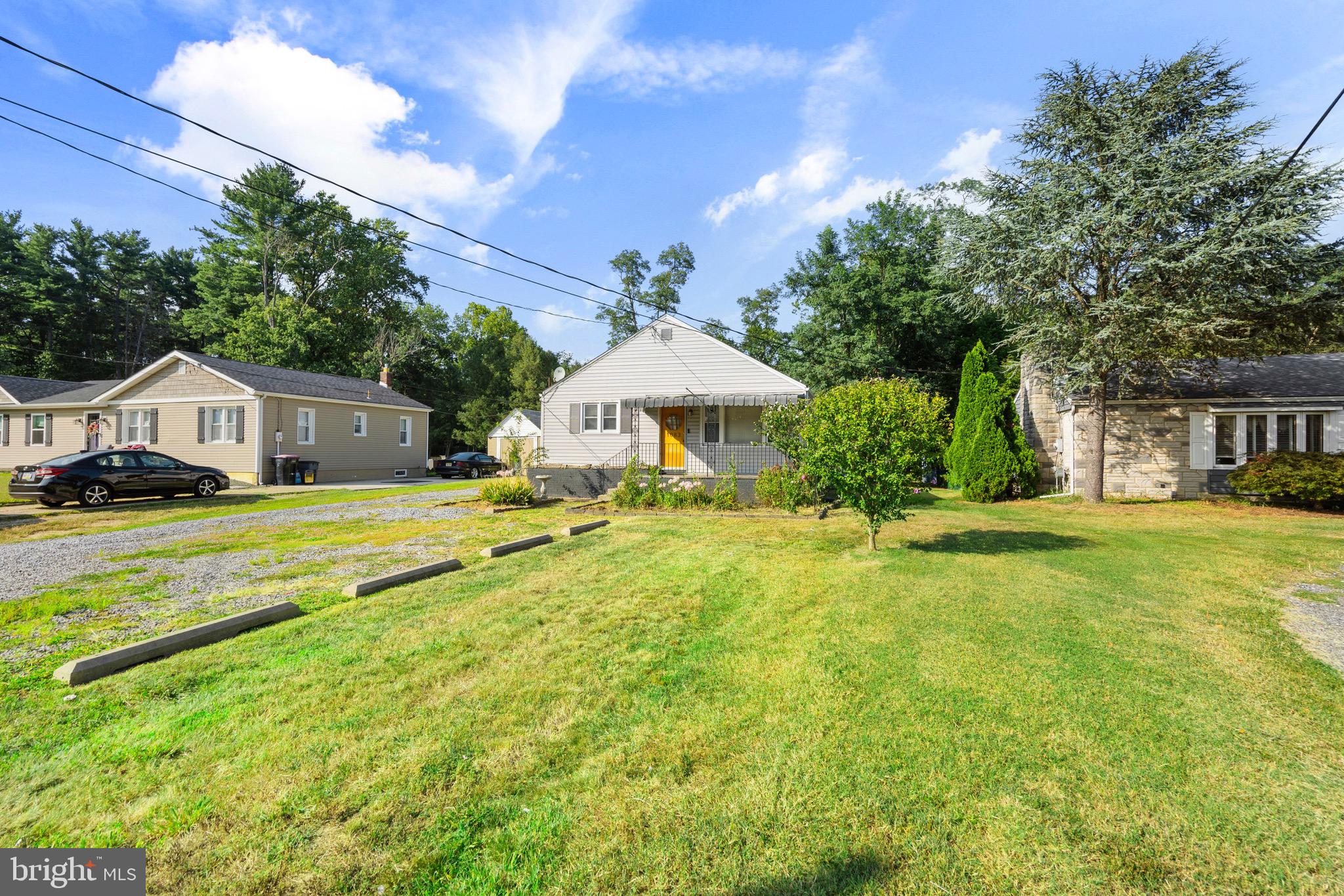 1083 CHEWS LAND CLEM ROAD