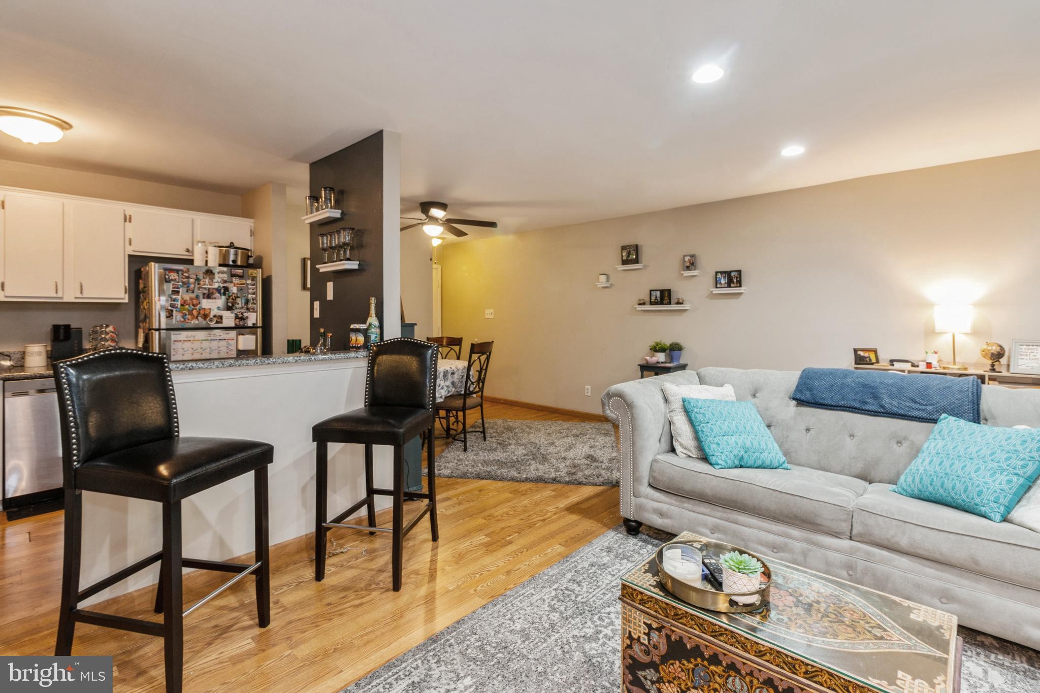 HOLLOWS - Residential Lease