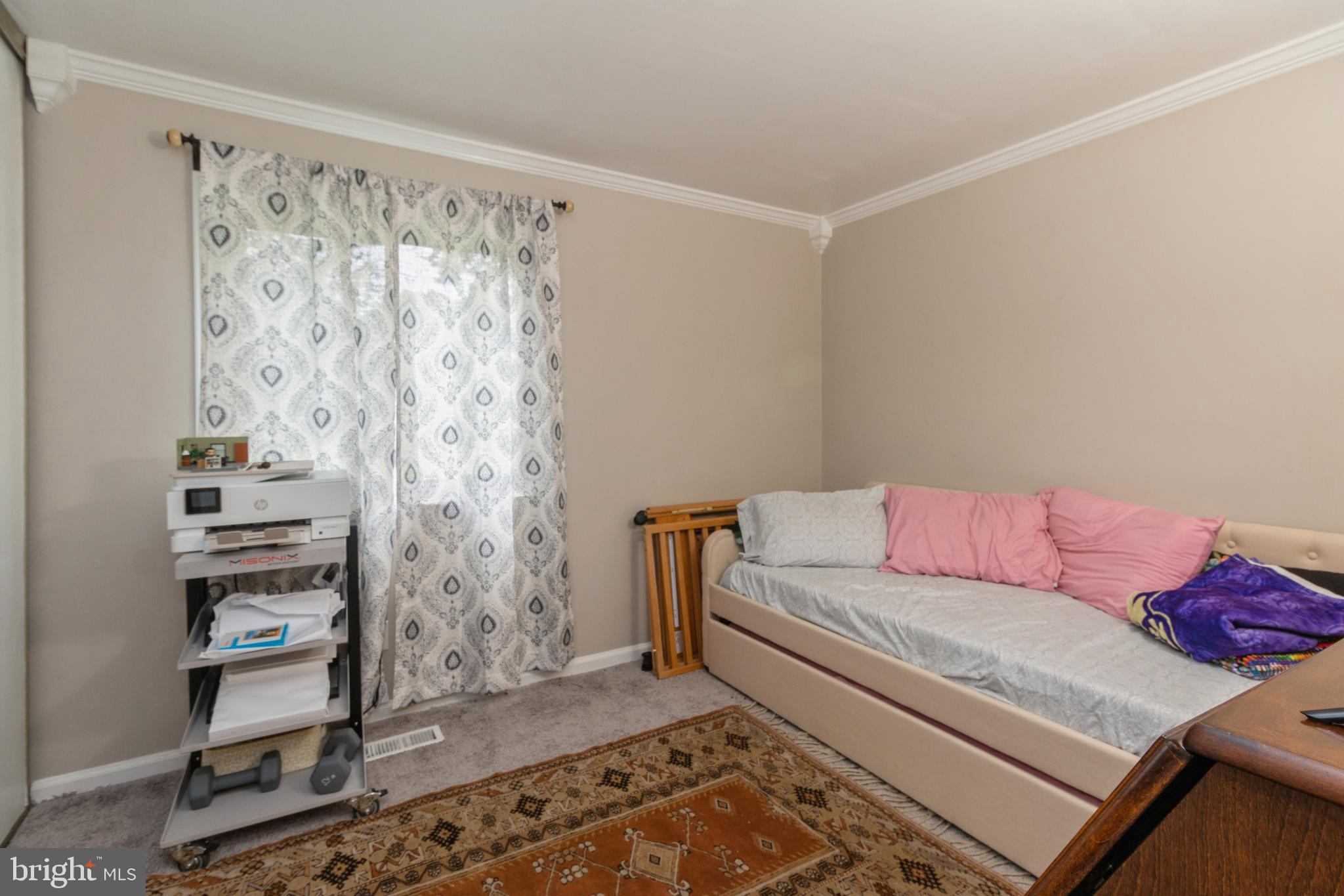 HOLLOWS - Residential Lease