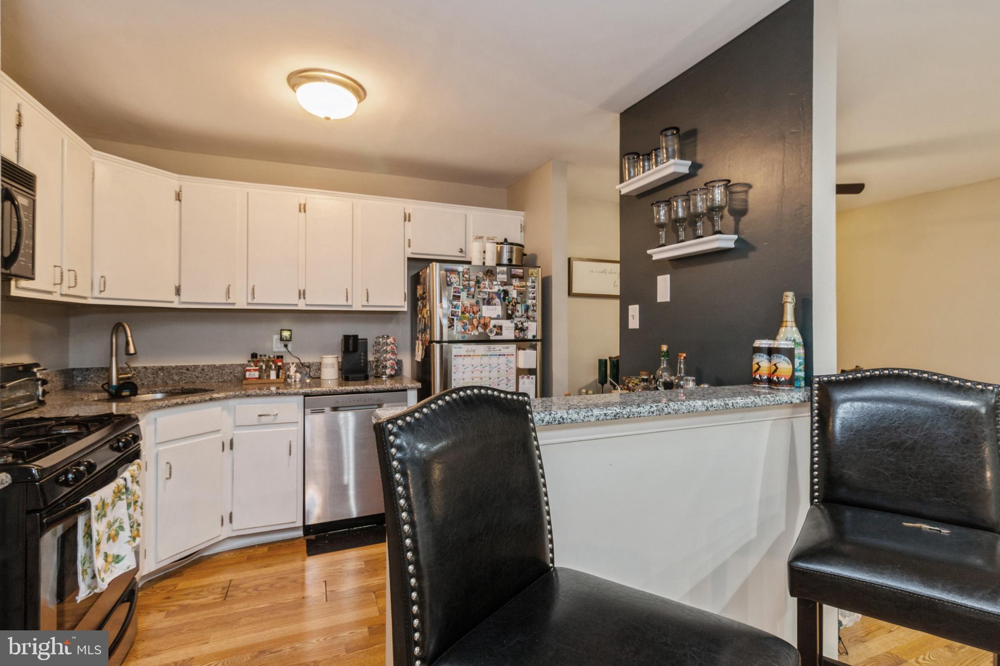 HOLLOWS - Residential Lease