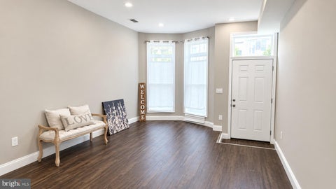 Townhouse For Sale - 2831 Parkwood Avenue<br/> Baltimore City County, BALTIMORE, MD 21217