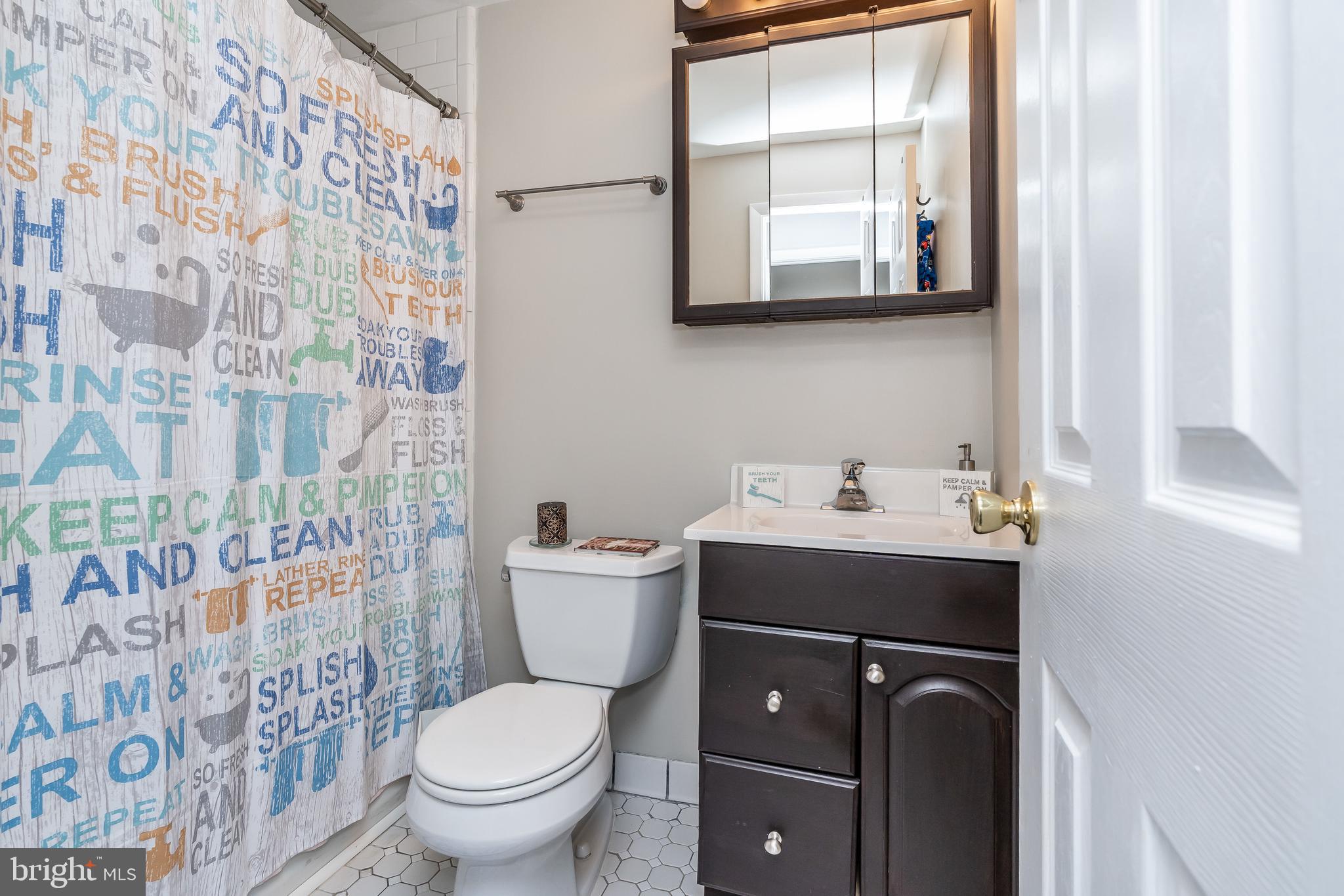 CROFTON SQUARE - Residential