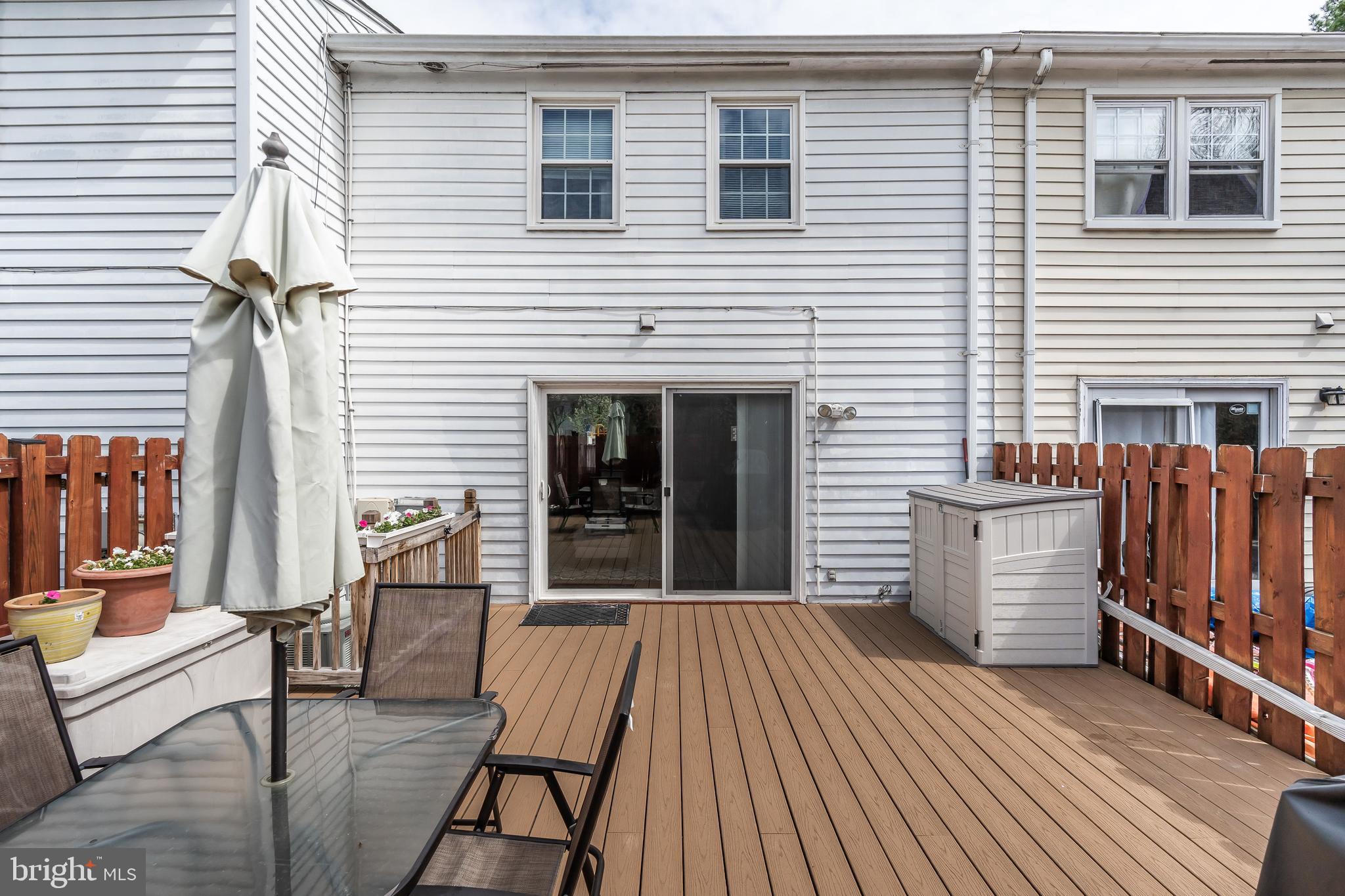 CROFTON SQUARE - Residential