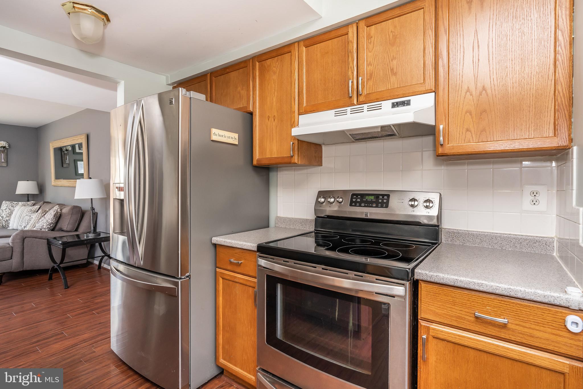 CROFTON SQUARE - Residential