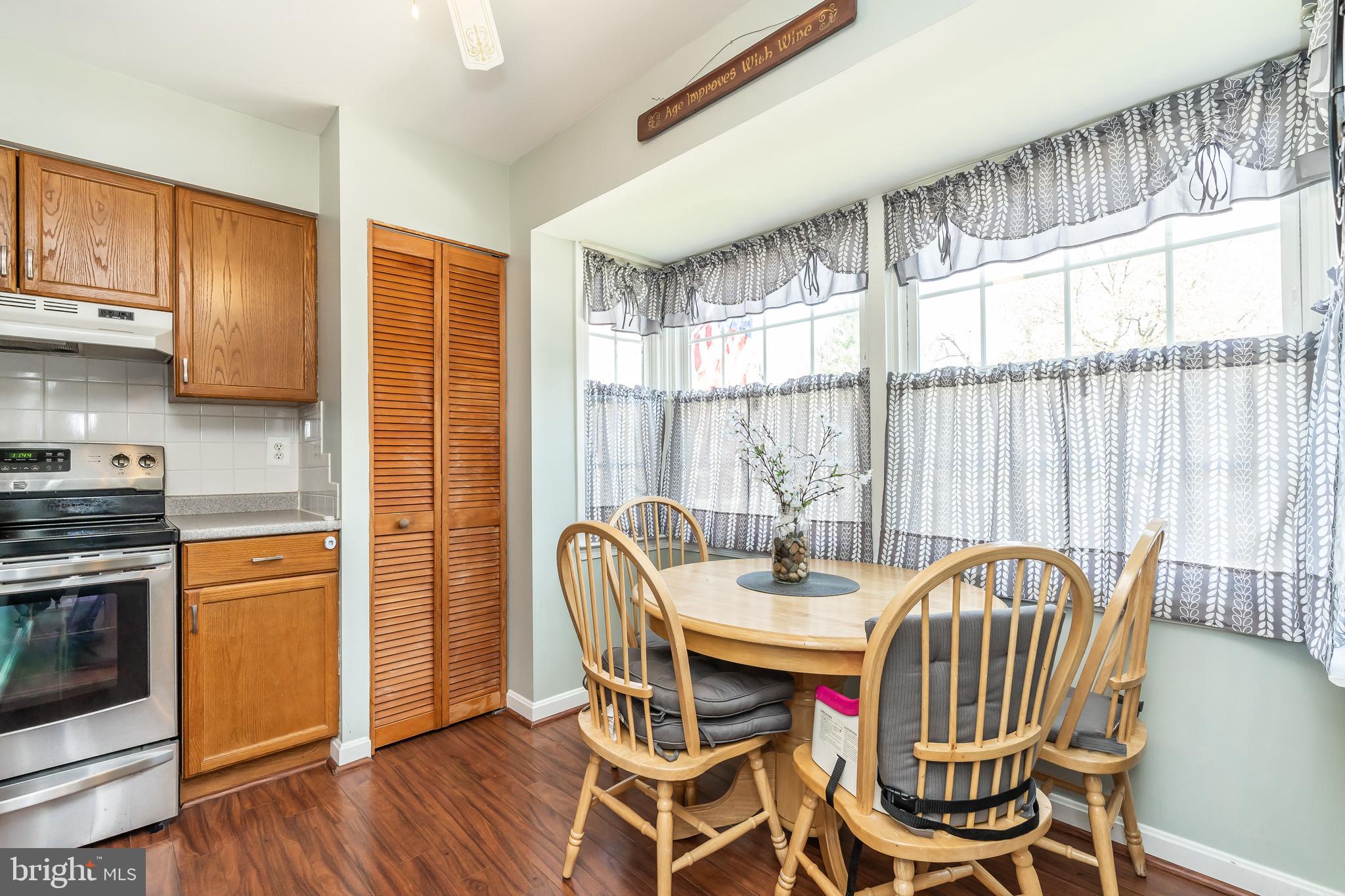 CROFTON SQUARE - Residential