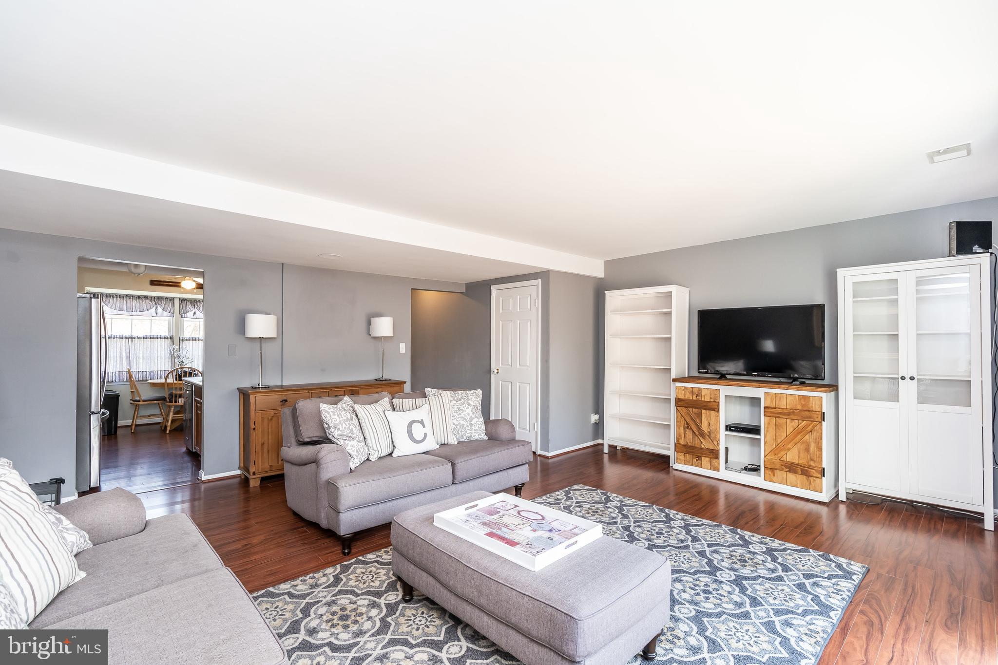 CROFTON SQUARE - Residential