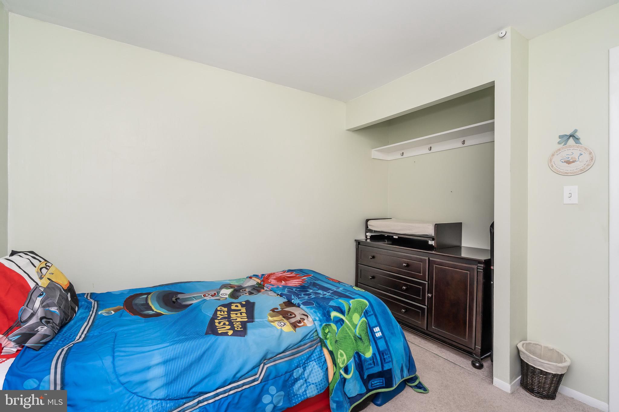 CROFTON SQUARE - Residential