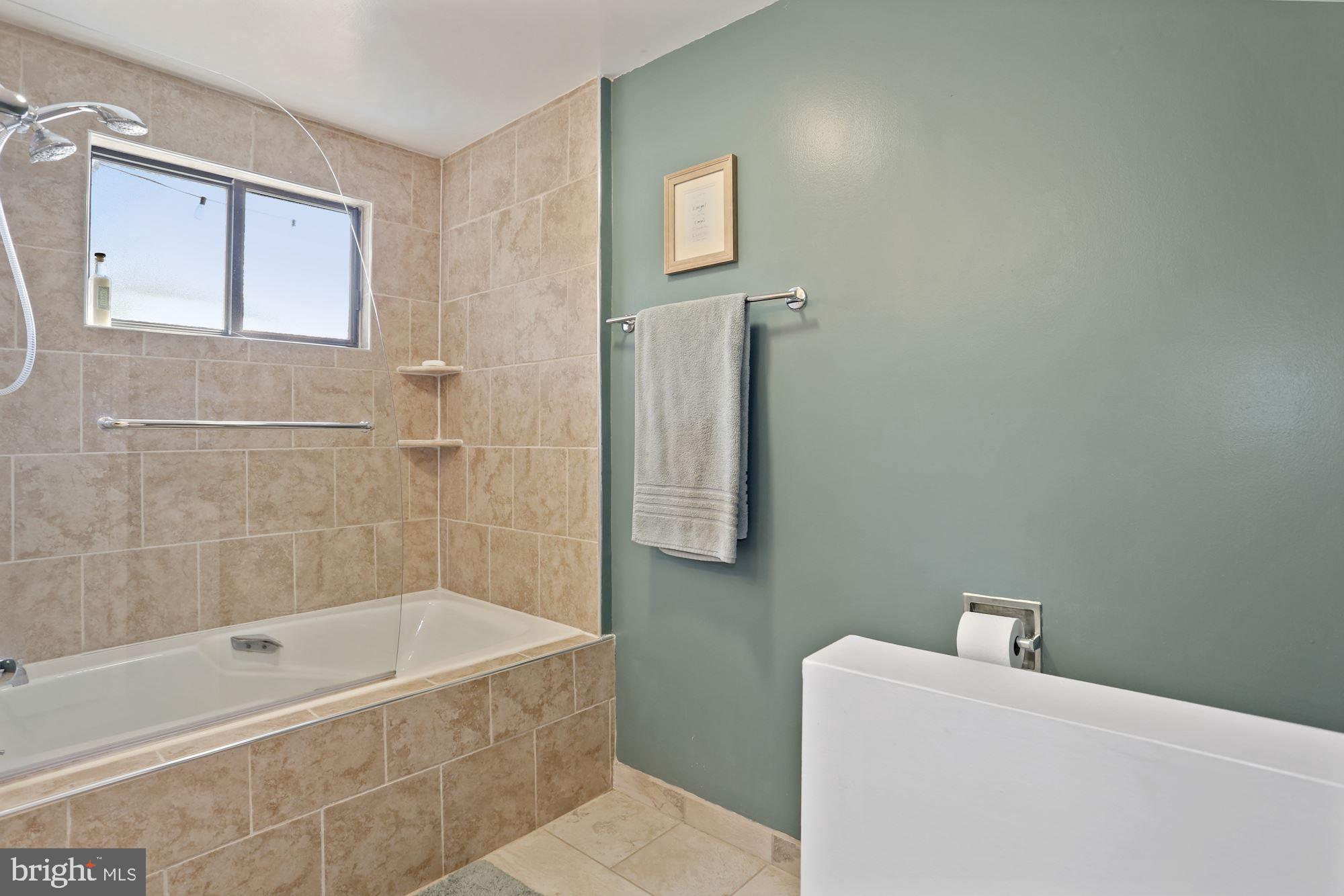 HOLMES RUN ACRES - Residential