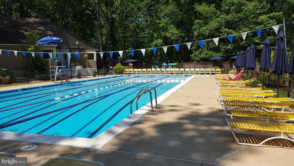 HOLMES RUN ACRES - Residential