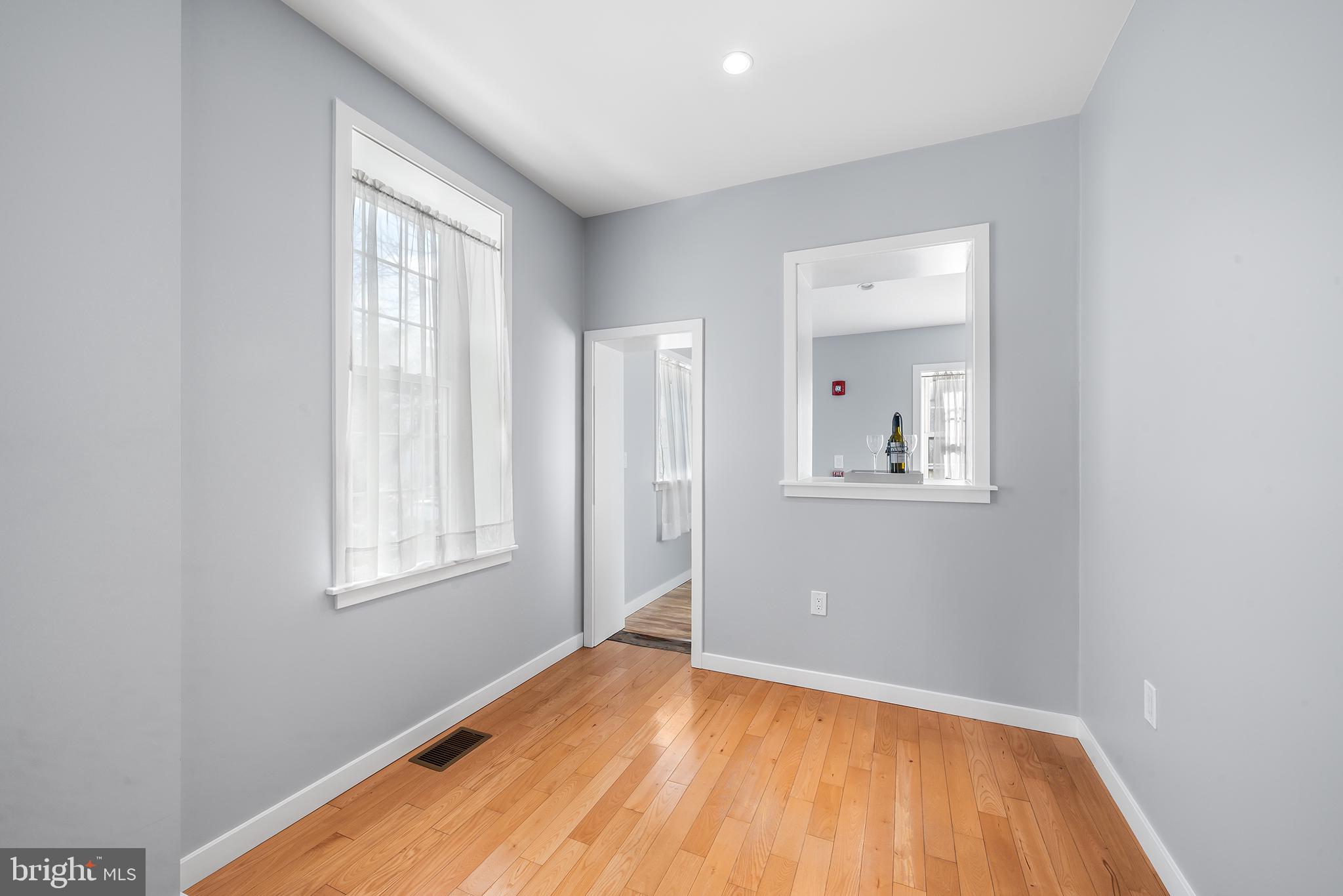 FAIRMOUNT - Residential Income