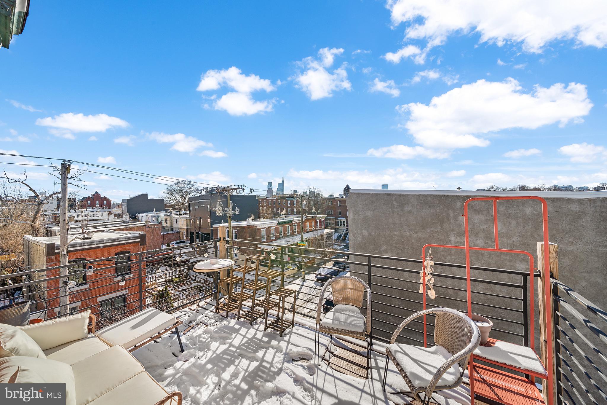 FAIRMOUNT - Residential Income