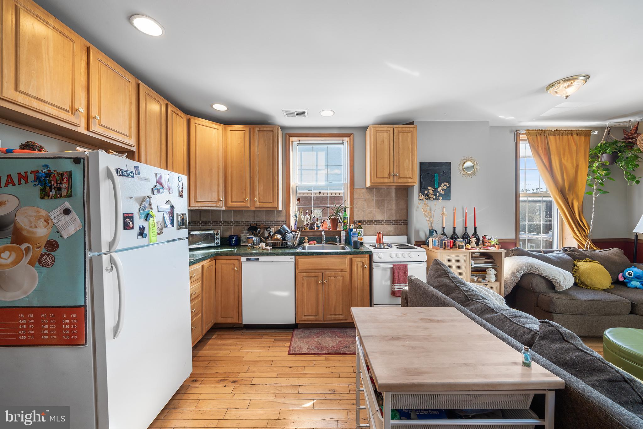 FAIRMOUNT - Residential Income