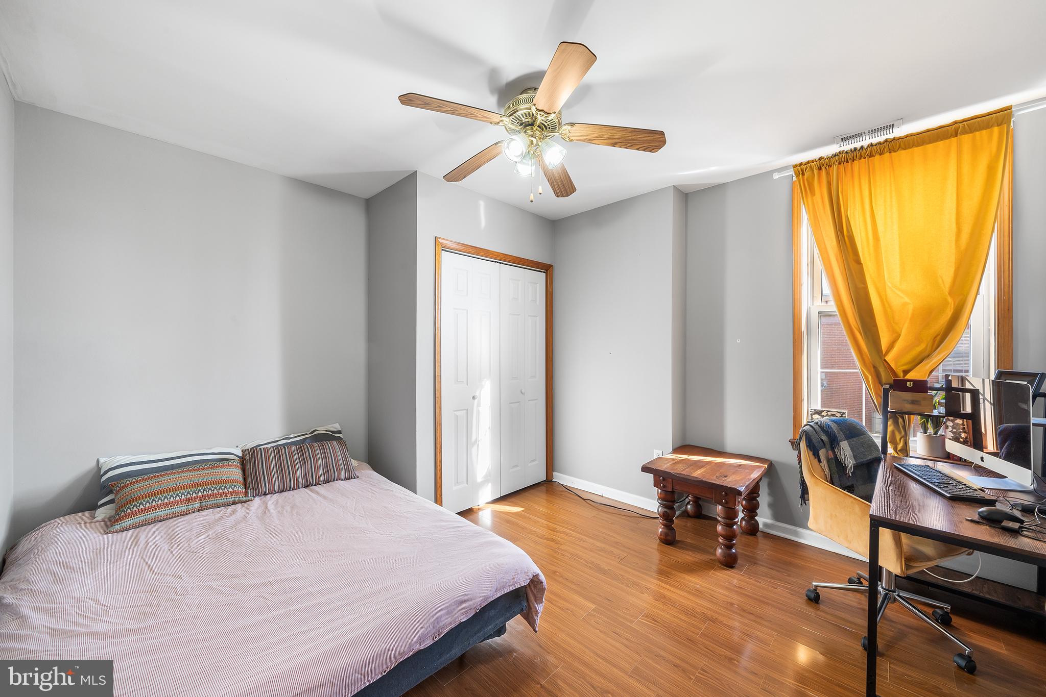 FAIRMOUNT - Residential Income