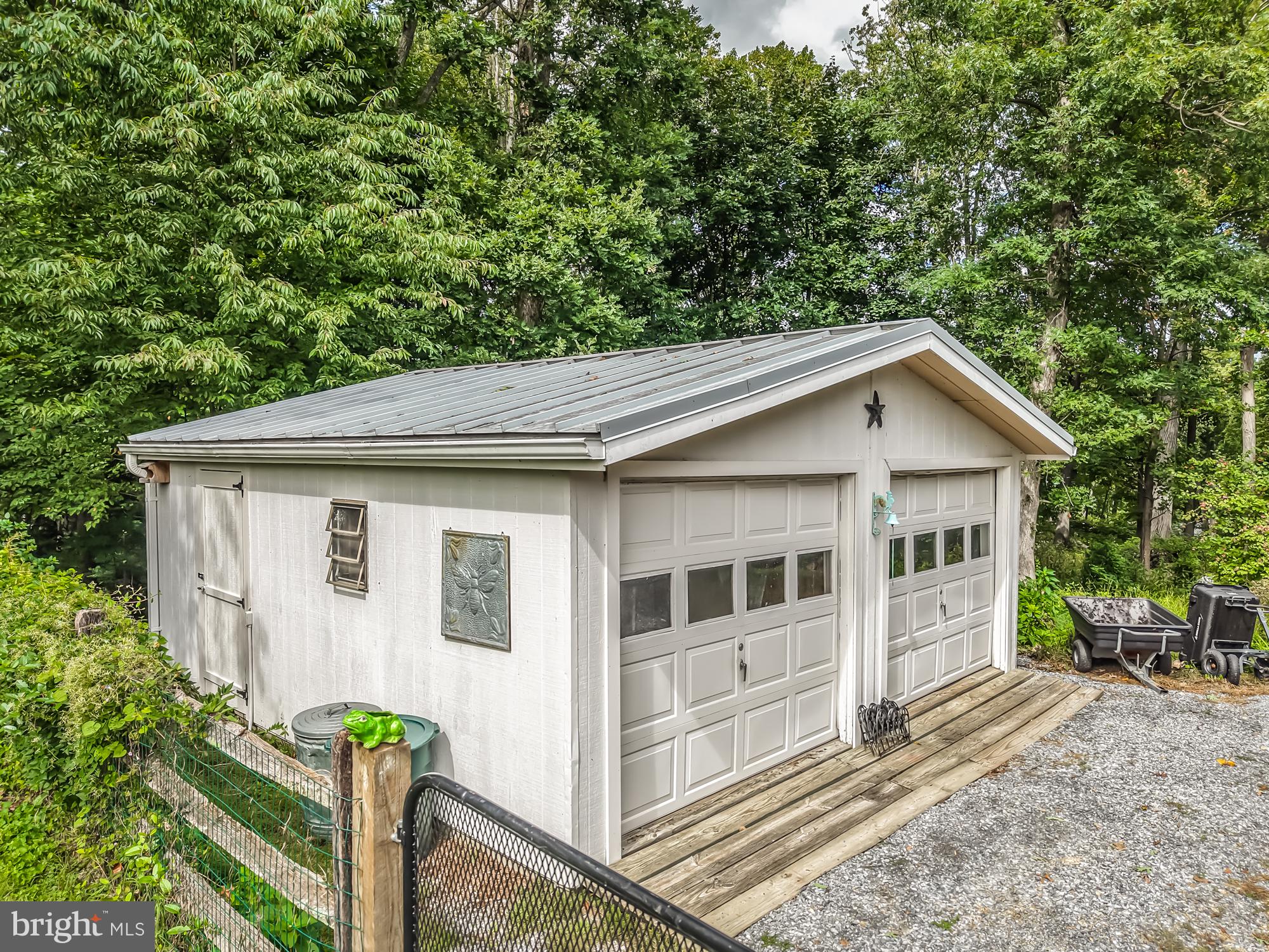 251 HIBERNIA ROAD