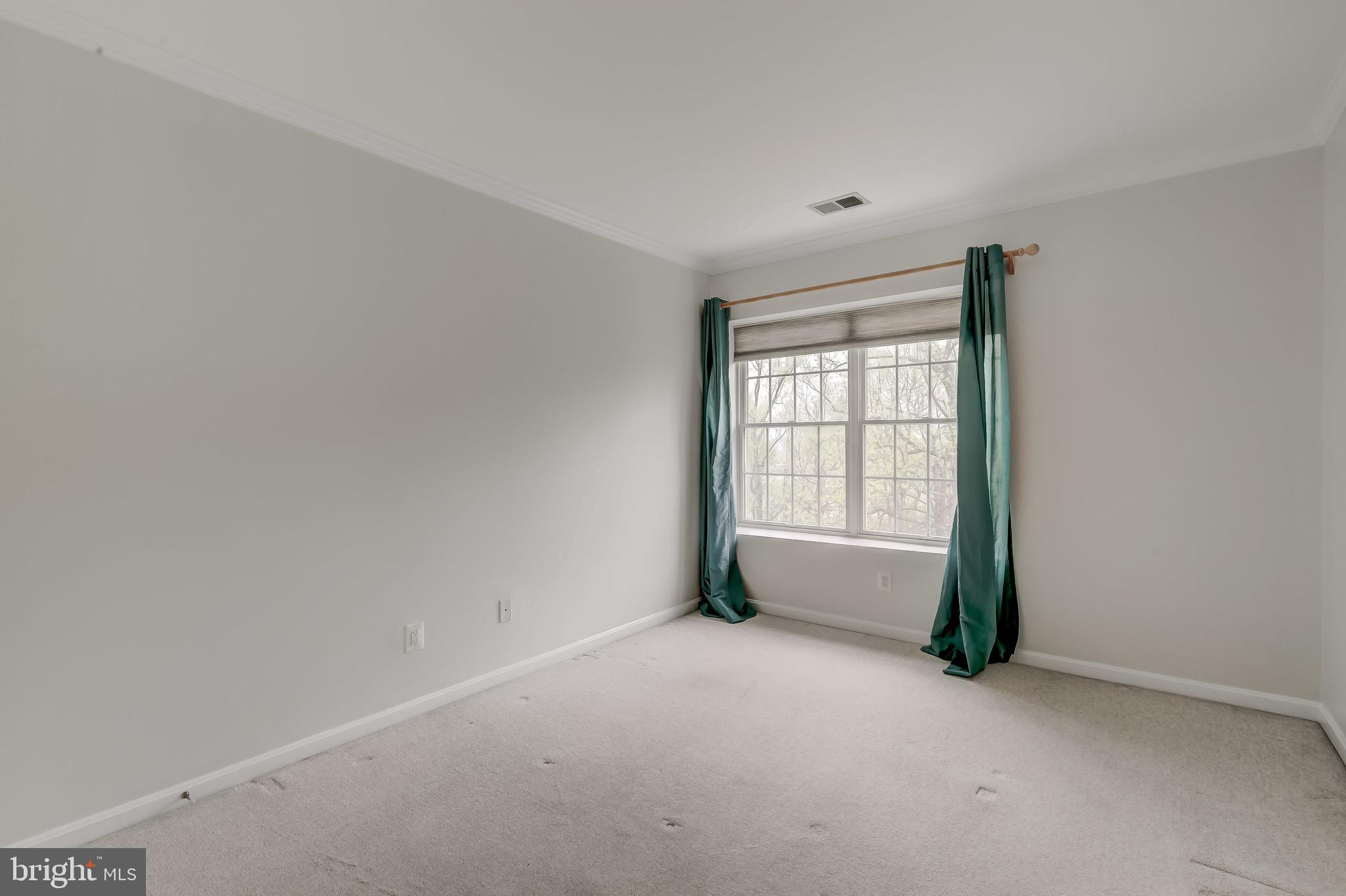 ROSSLARE RIDGE - Residential