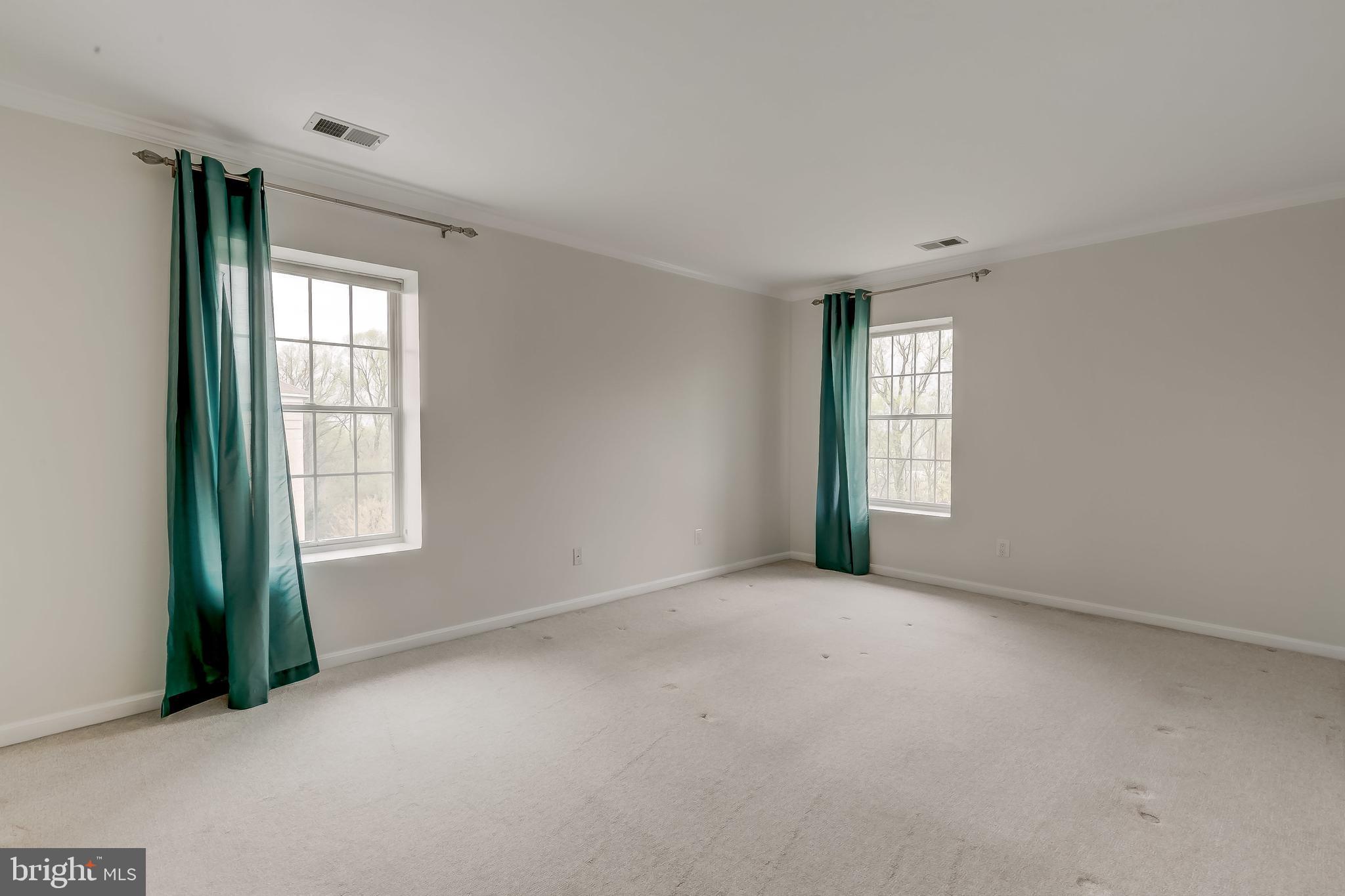 ROSSLARE RIDGE - Residential