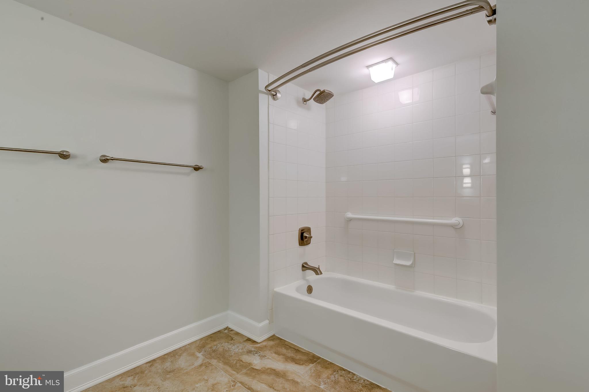 ROSSLARE RIDGE - Residential