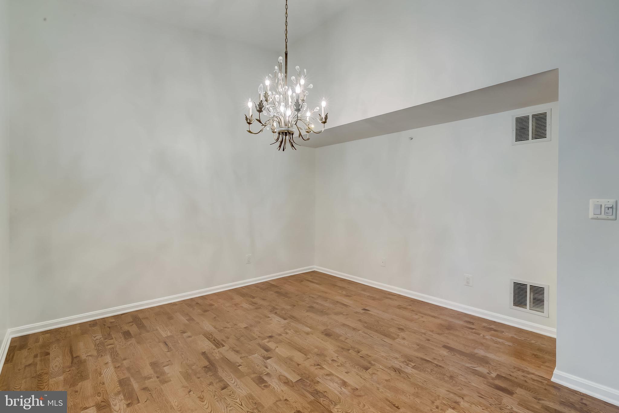 ROSSLARE RIDGE - Residential