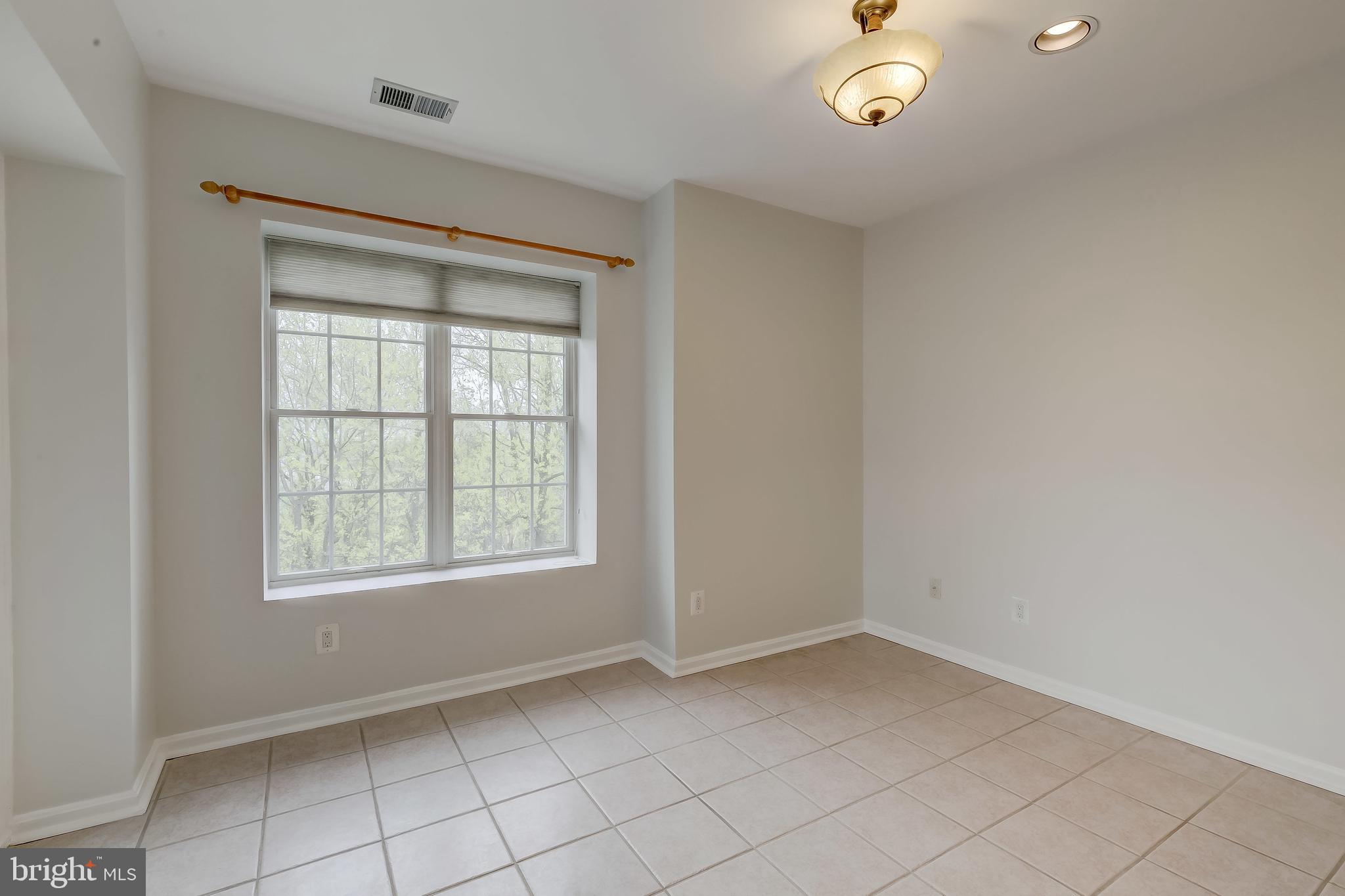 ROSSLARE RIDGE - Residential