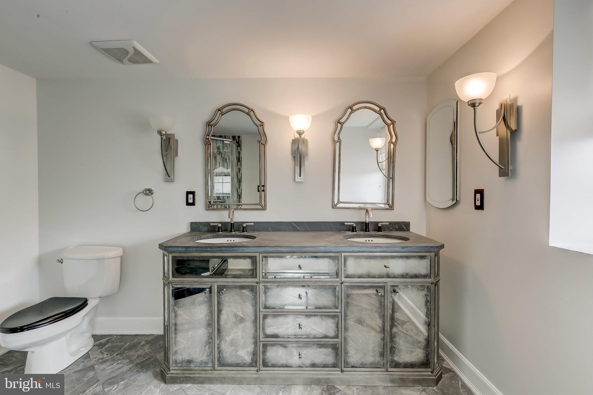 ROSSLARE RIDGE - Residential