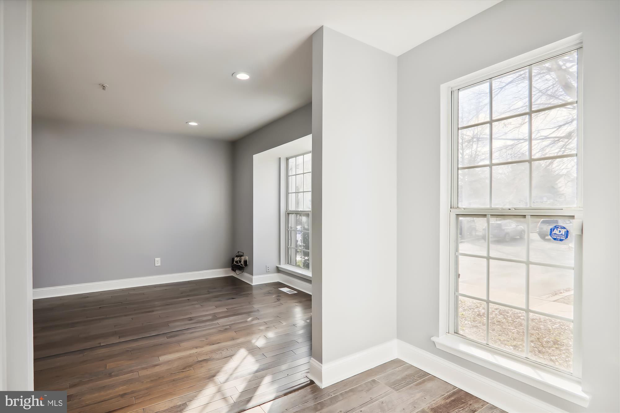 COVINGTON MANOR - Residential