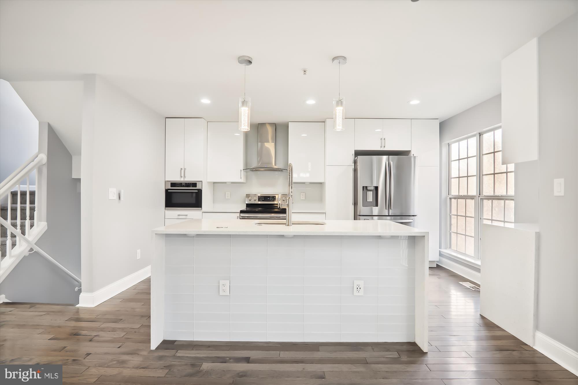 COVINGTON MANOR - Residential