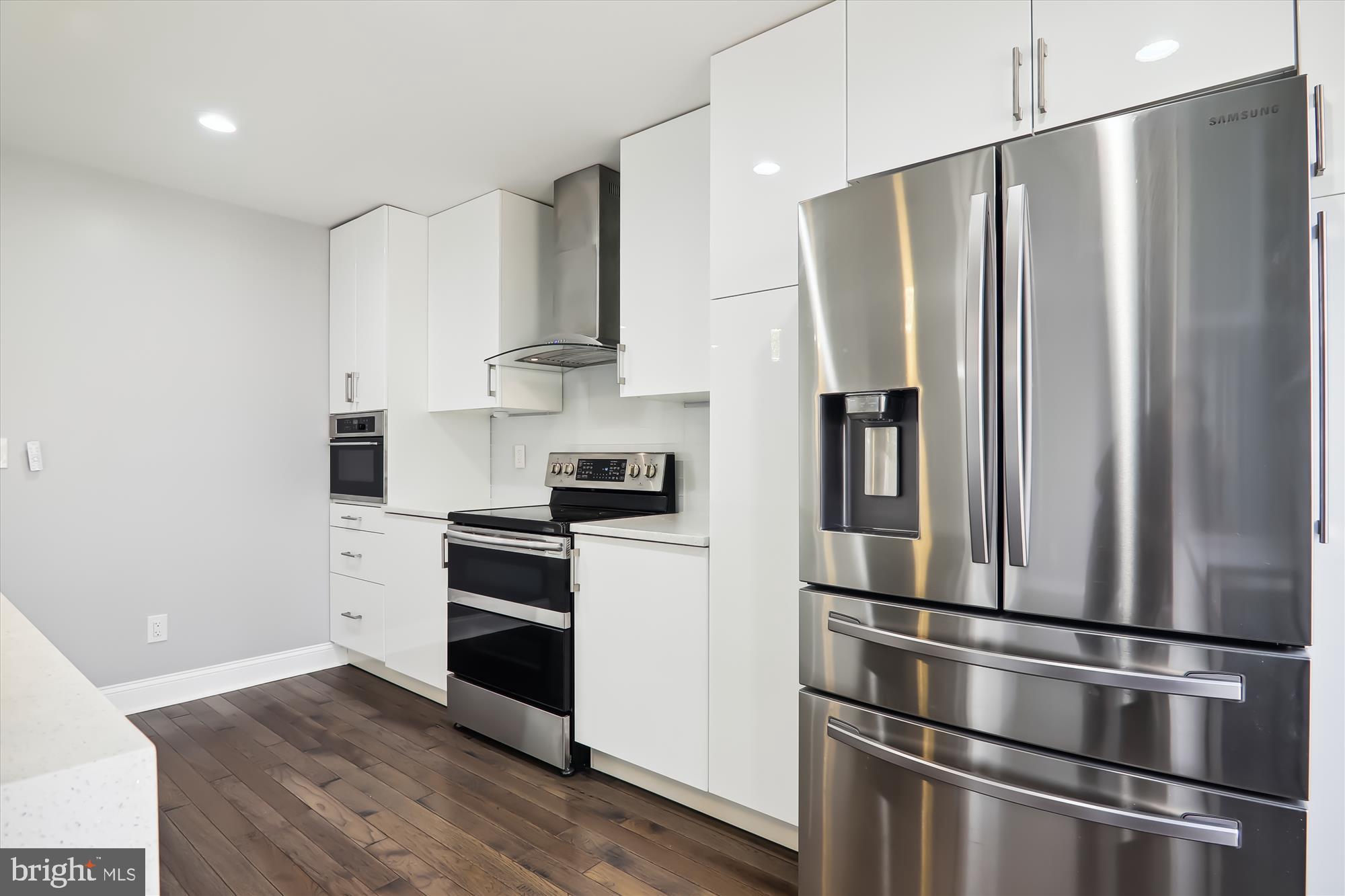 COVINGTON MANOR - Residential