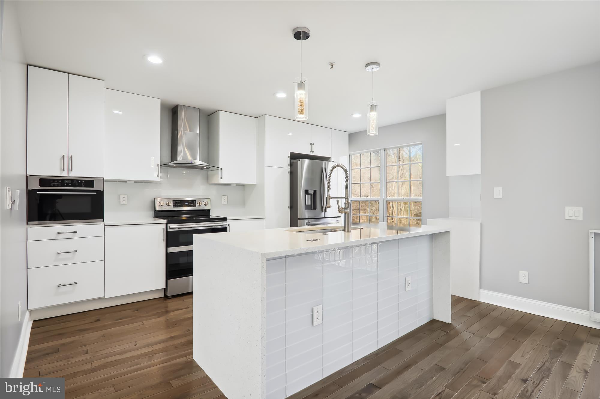 COVINGTON MANOR - Residential