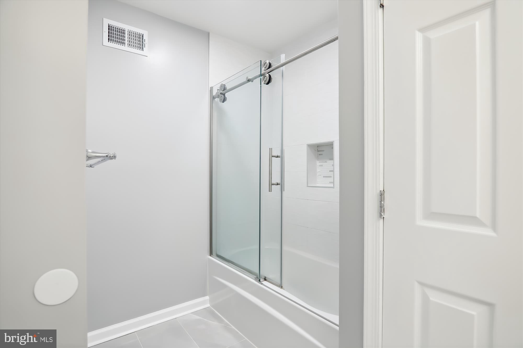 COVINGTON MANOR - Residential