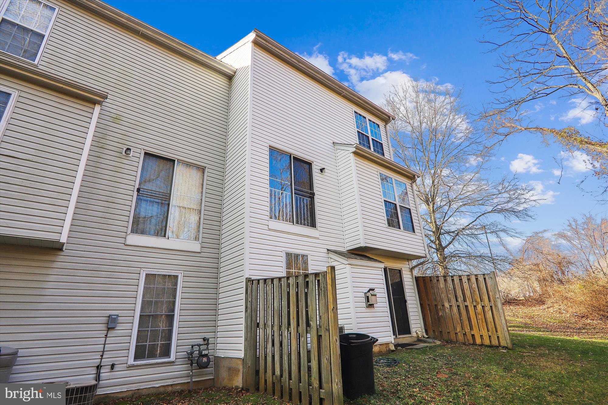 COVINGTON MANOR - Residential