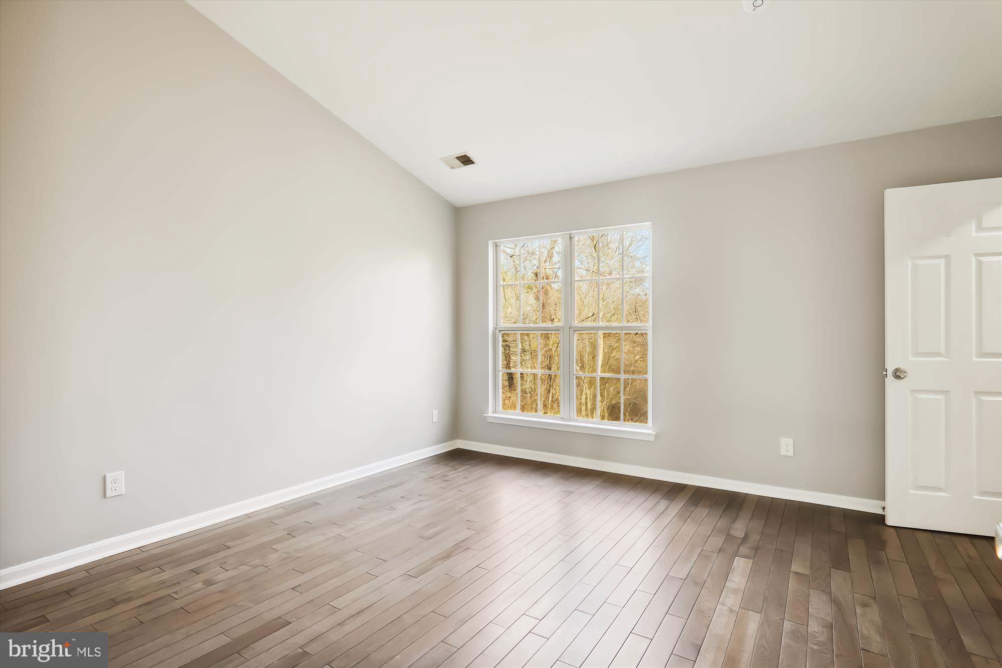 COVINGTON MANOR - Residential