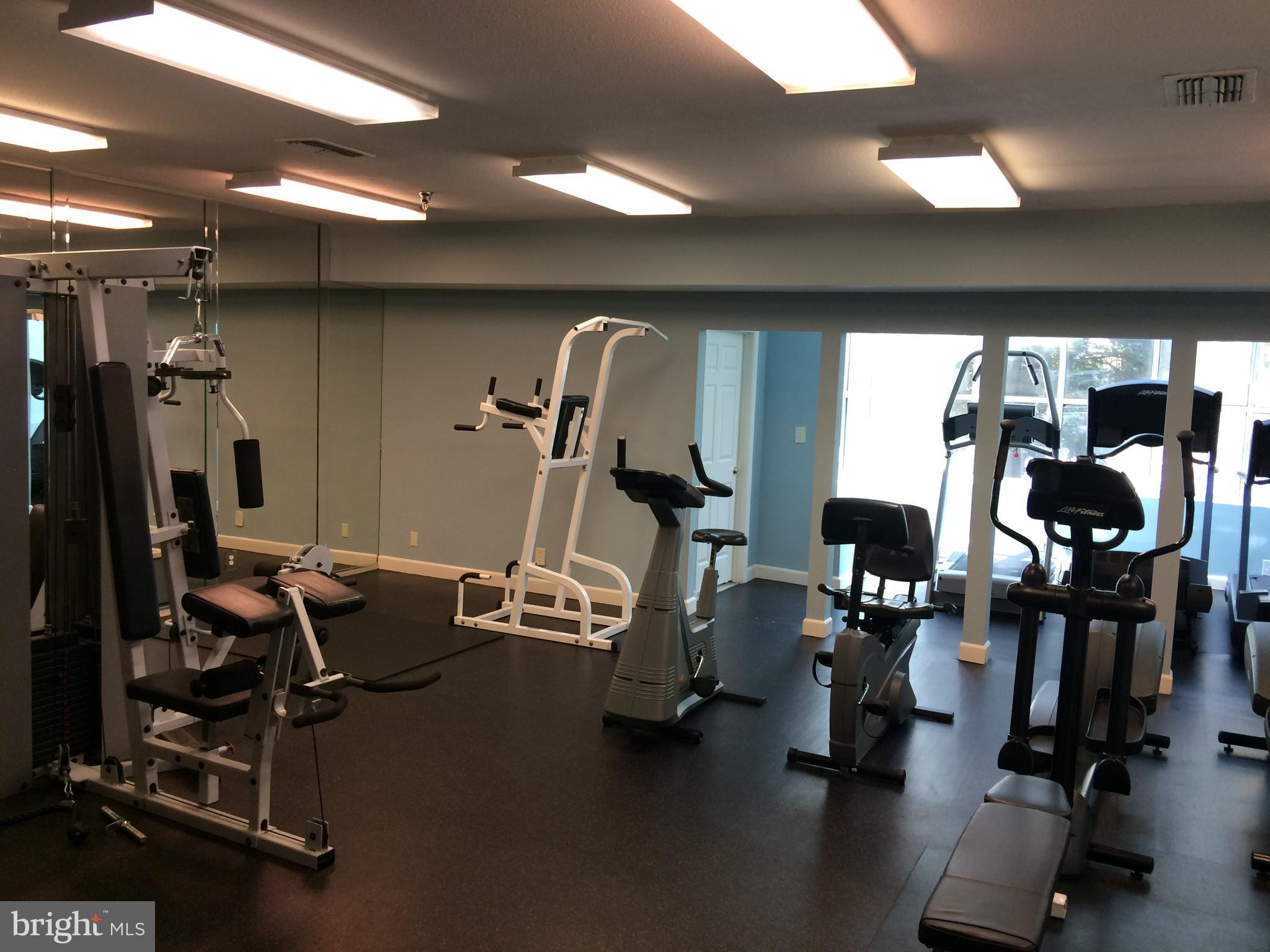 POINTE AT PARK CENTER - Residential Lease