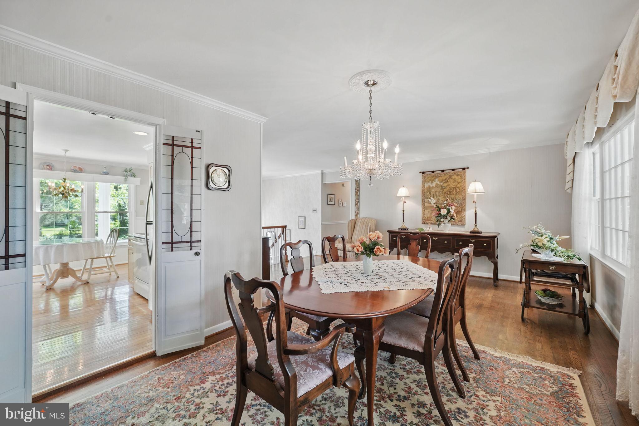 MOUNT VERNON MANOR - Residential