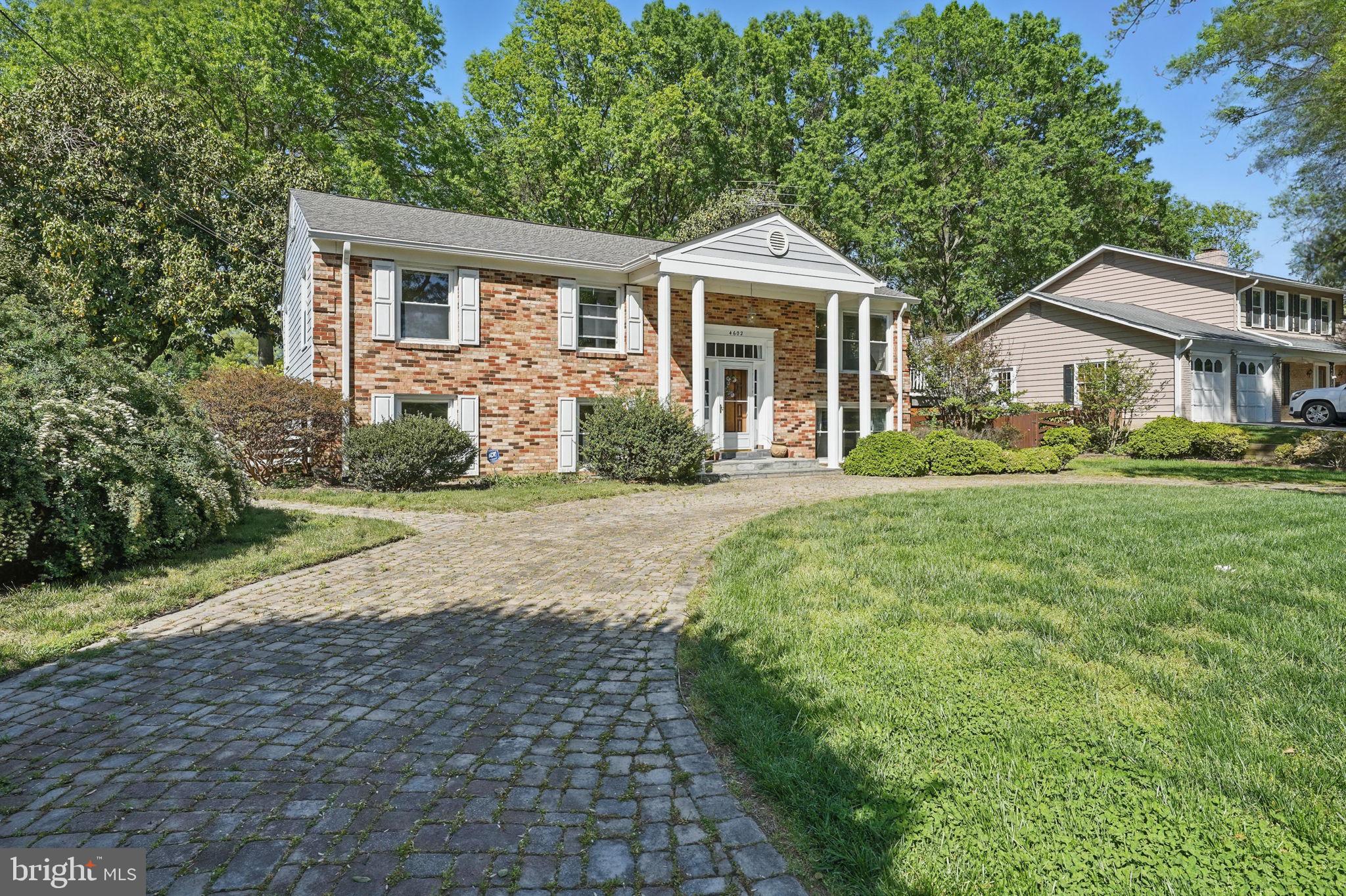 MOUNT VERNON MANOR - Residential