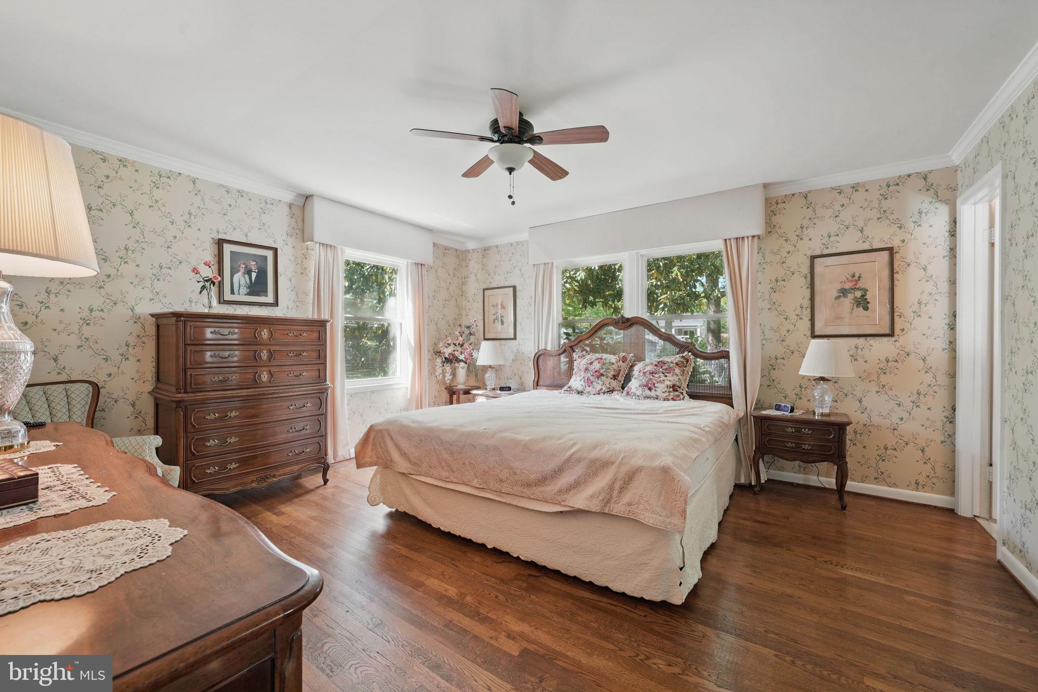 MOUNT VERNON MANOR - Residential