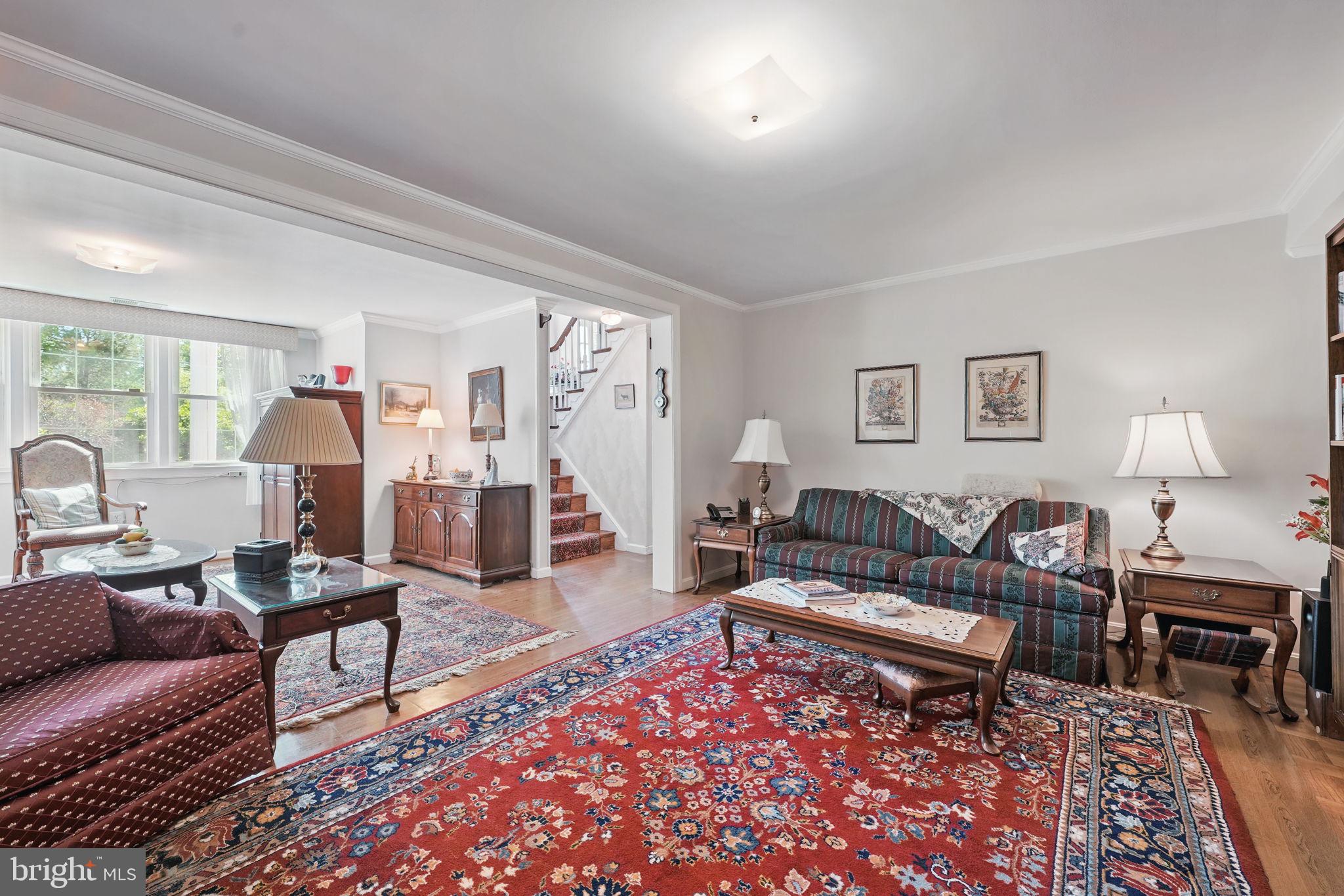 MOUNT VERNON MANOR - Residential