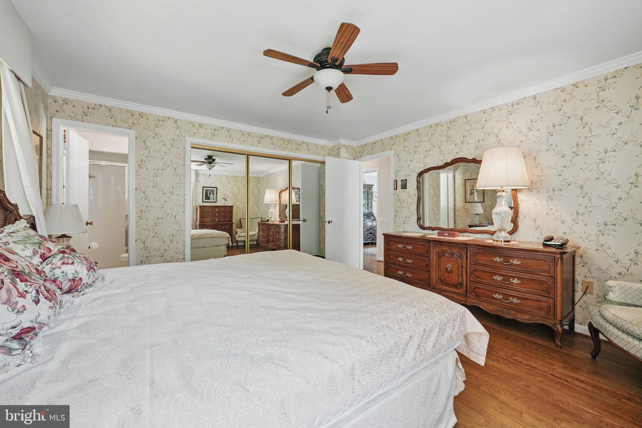 MOUNT VERNON MANOR - Residential