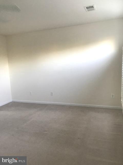 COUNTY CENTER - Residential Lease