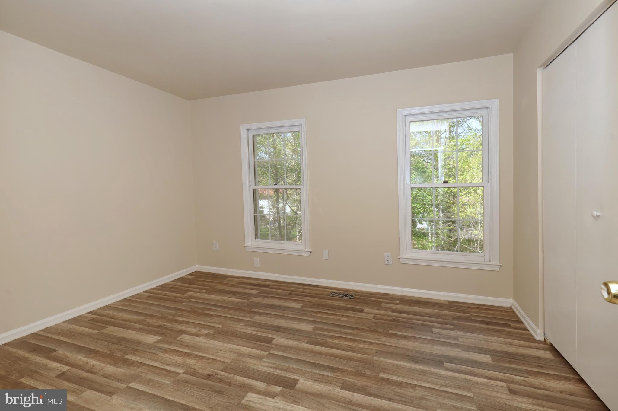 SPRINGFIELD OAKS - Residential