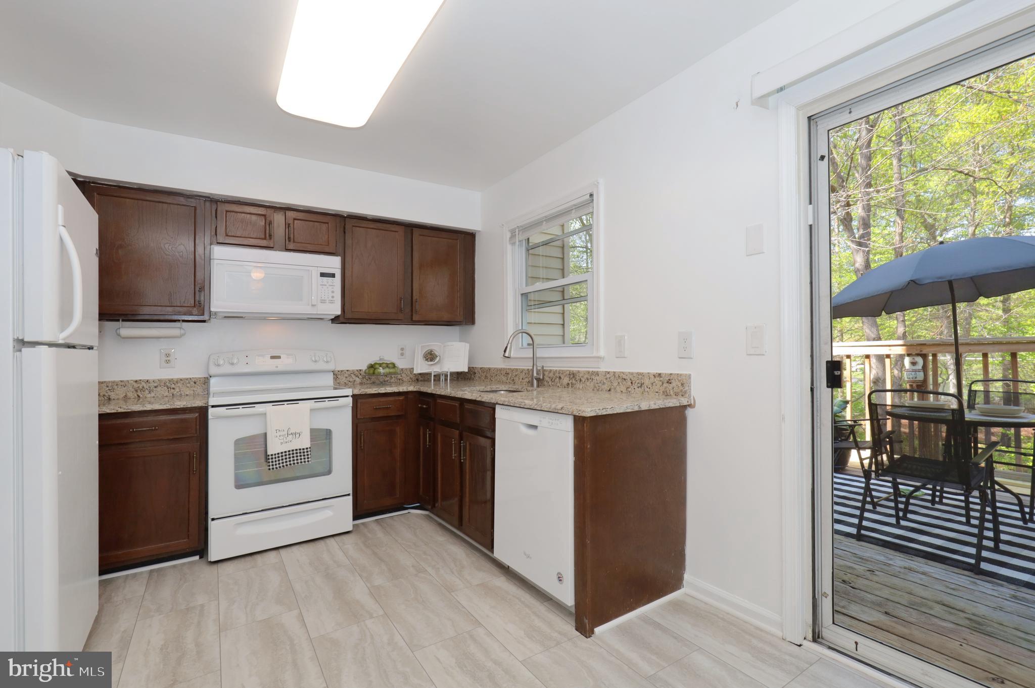 SPRINGFIELD OAKS - Residential