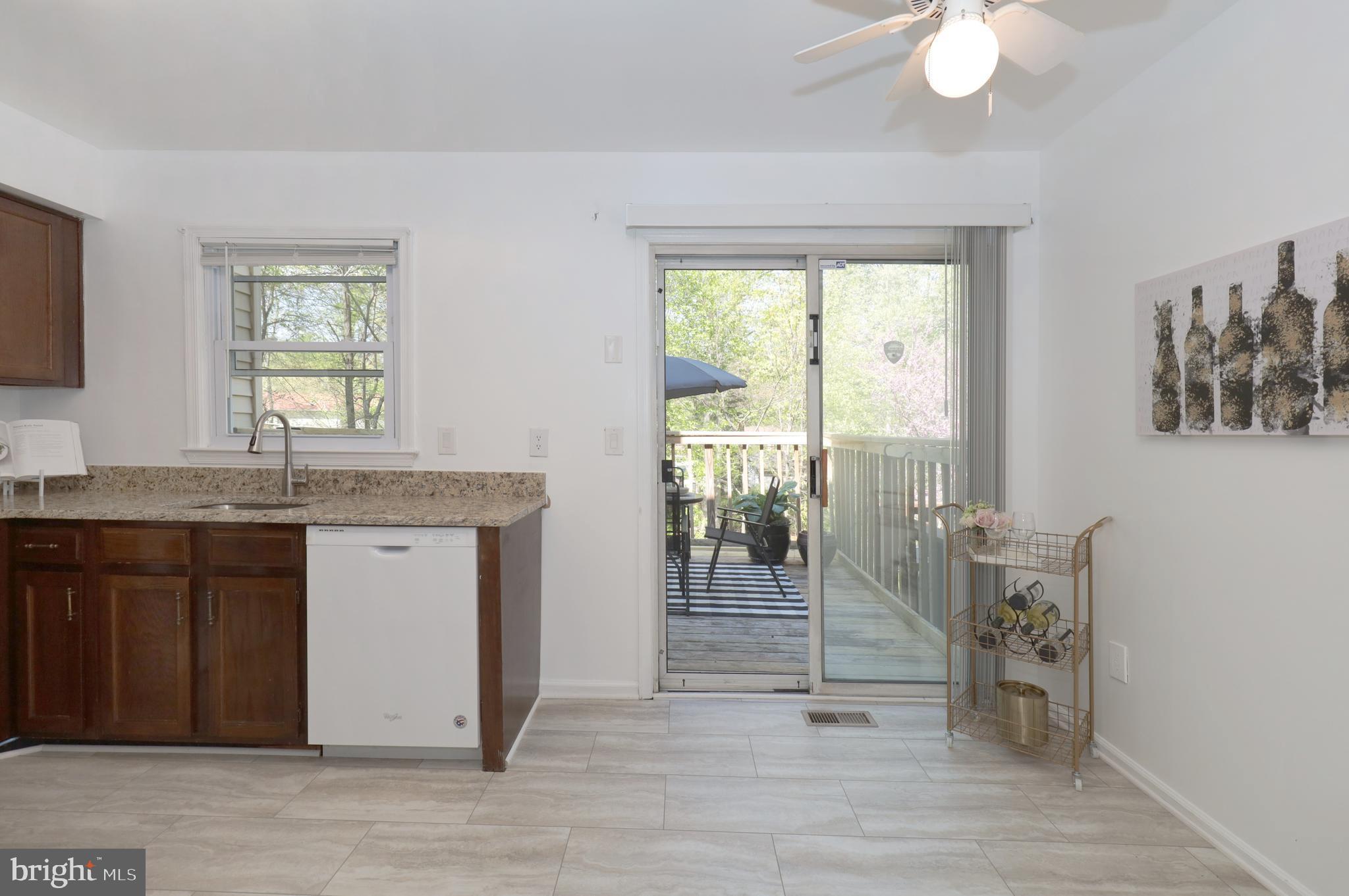 SPRINGFIELD OAKS - Residential